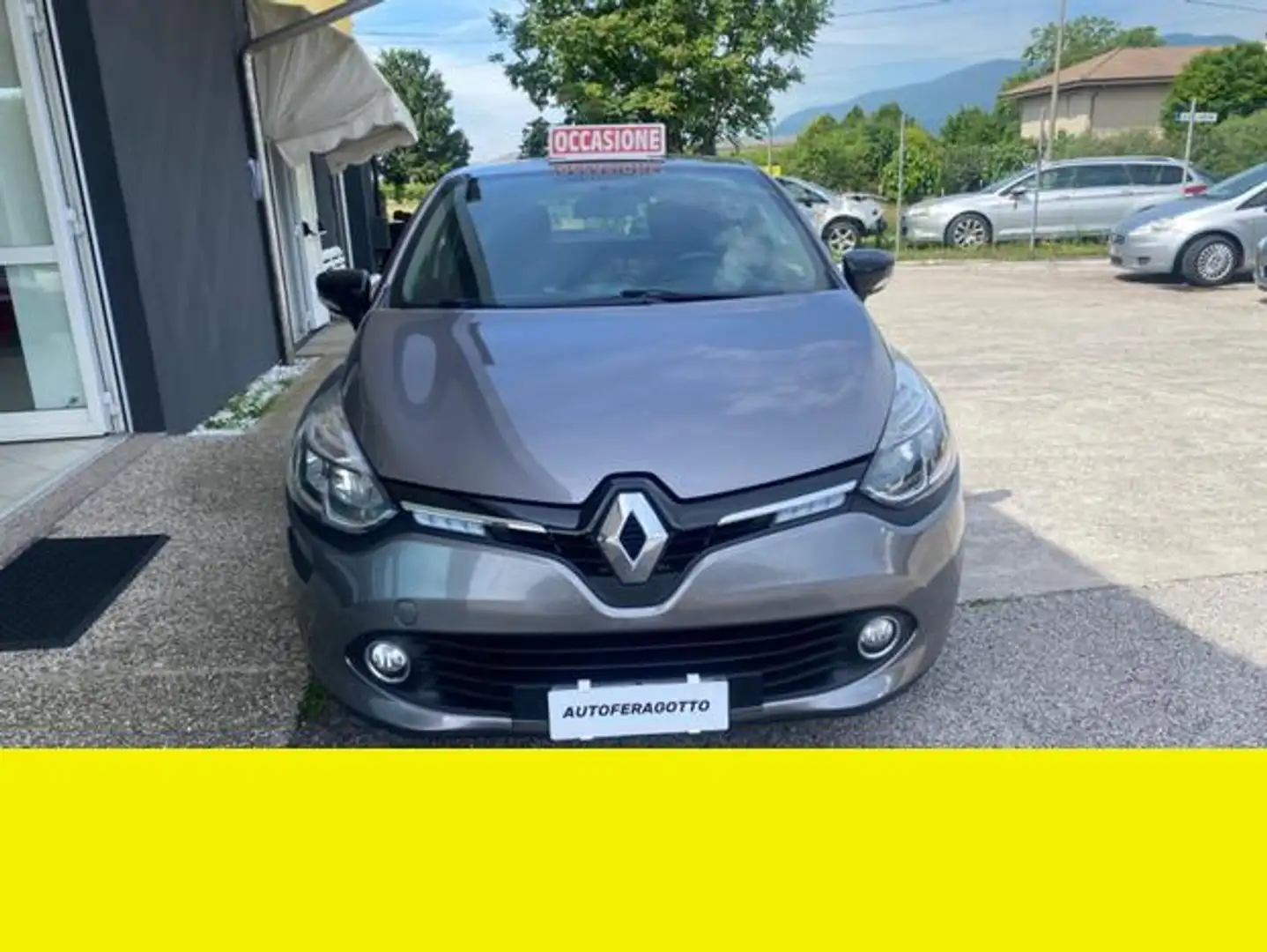 Renault Clio - 2