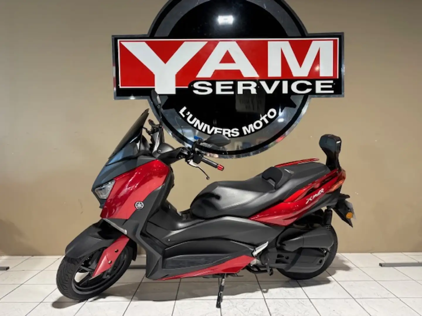 Yamaha X-Max 125 Rouge - 2