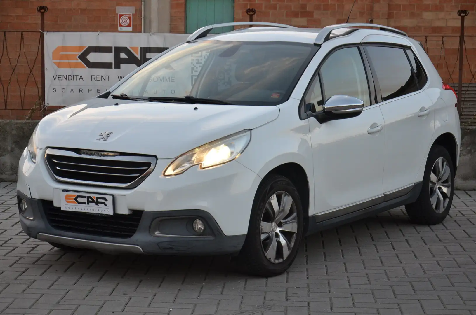 Peugeot 2008 2008 1.2 puretech 12v Allure 82cv E6 Blanc - 1