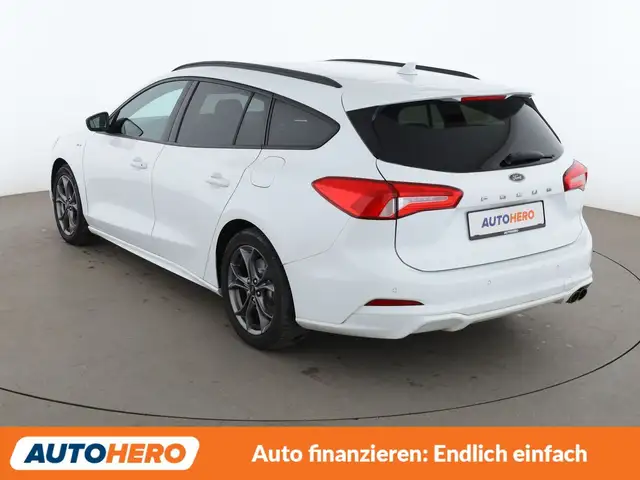 Ford Focus view 4