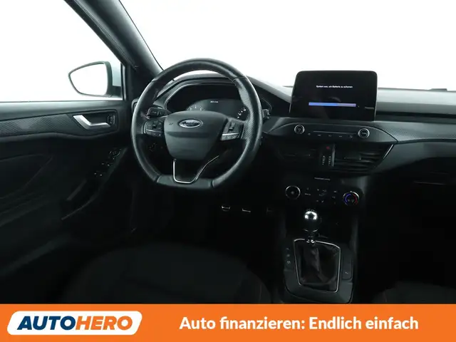 Ford Focus view 13