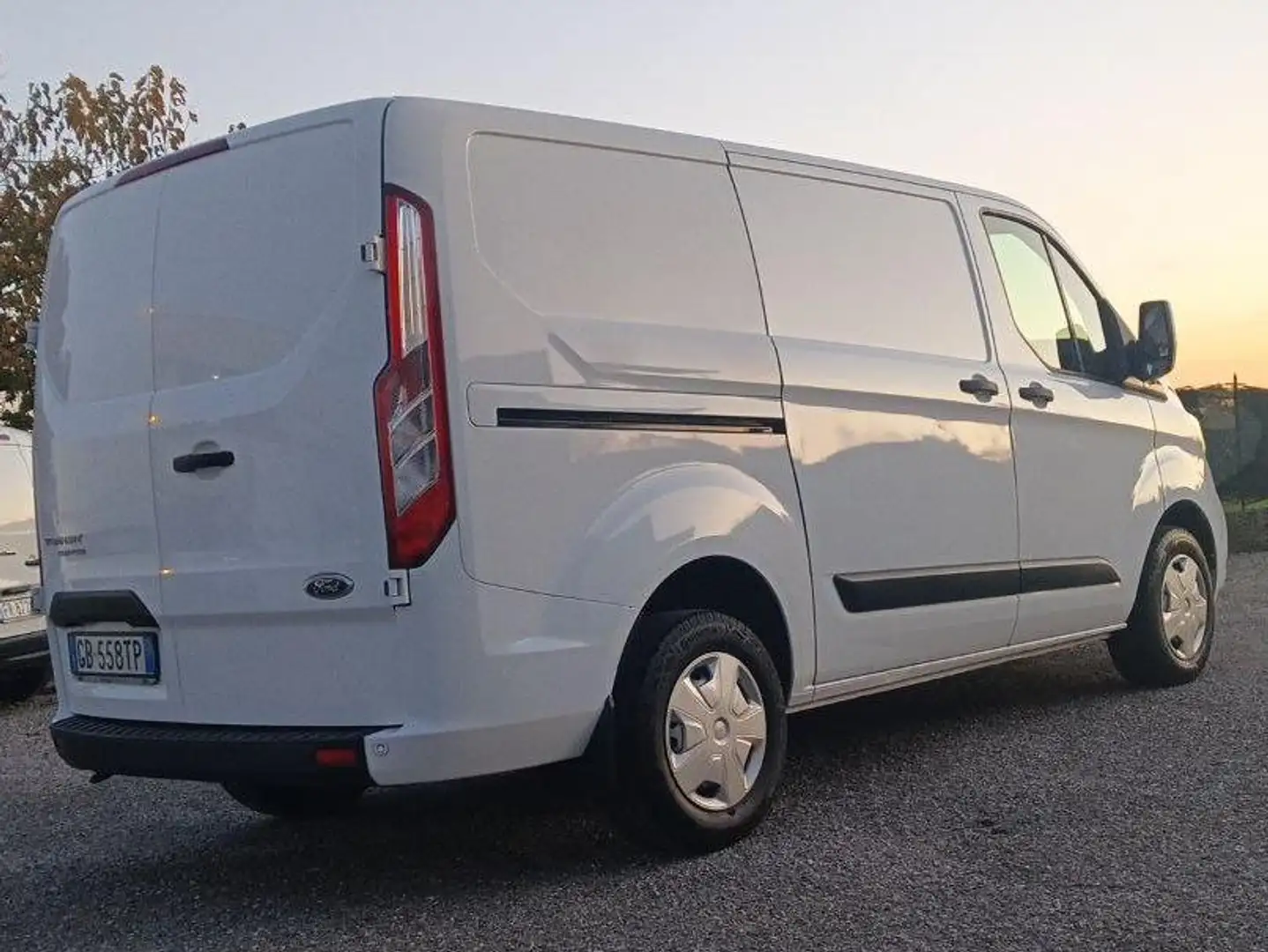 Ford Transit Custom 280 L1H1 2.0 ECOBLUE 130CV Blanc - 2