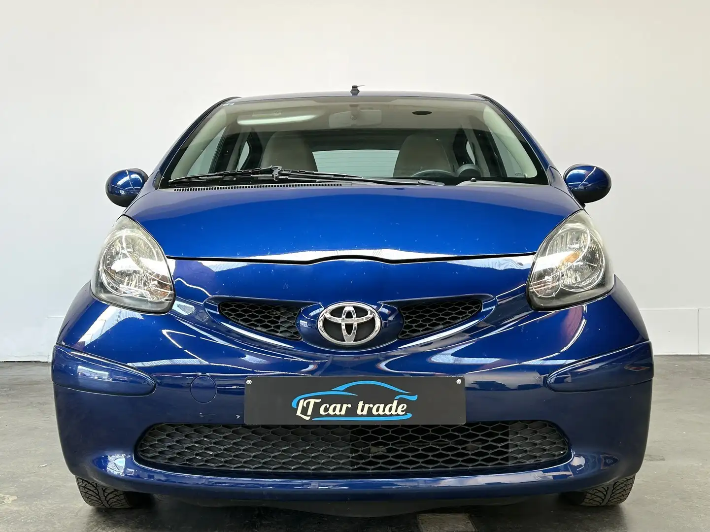 Toyota Aygo 1.0i VVT-i Plus * Airco * Radio Mp3 * Garantie Blau - 2