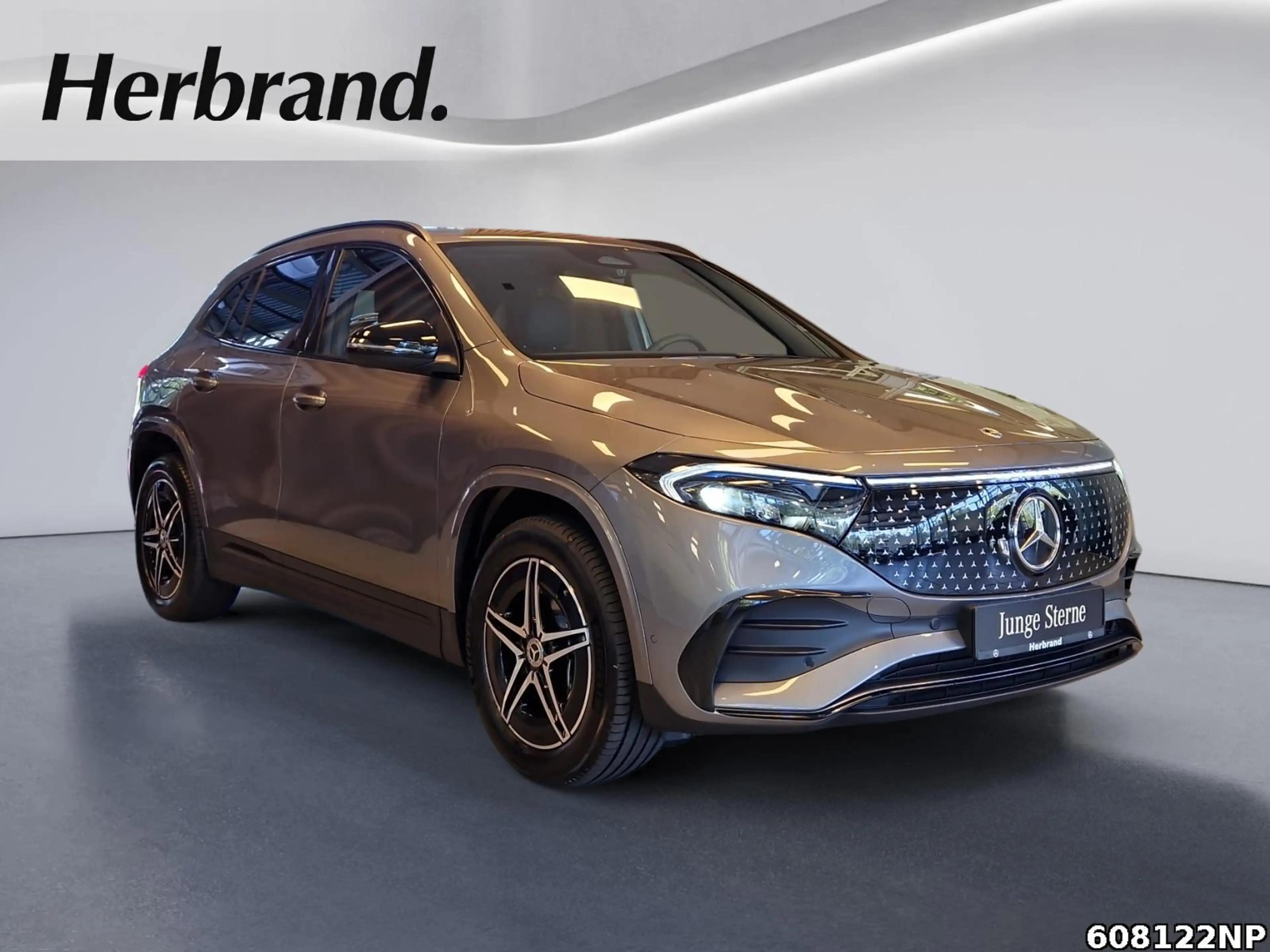Mercedes-Benz EQA 300 4M AMG  Night Kamera Totw. CarPlay 18"LM — photo 2