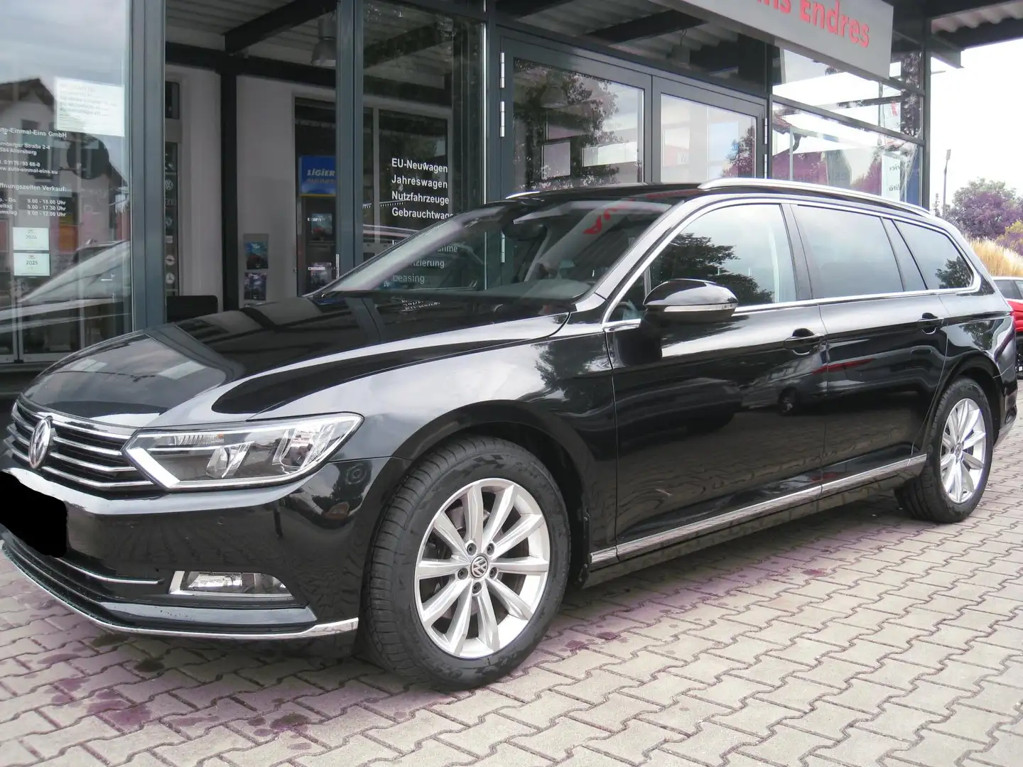Volkswagen Passat Variant 1.5 TSI DSG-Highline *NAVI*KAMERA*ACC*App*3ZKlima Schwarz - 2