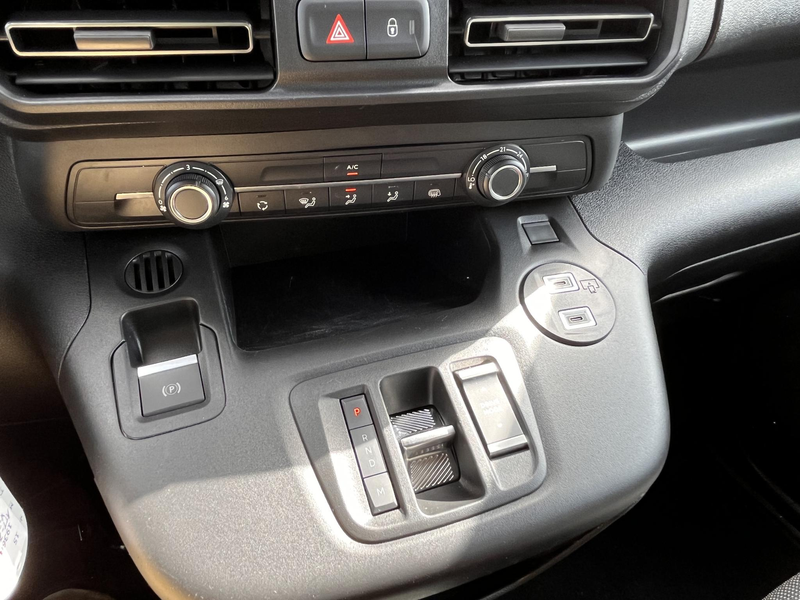 Peugeot Partner 1.5 BlueHDi 130 EAT8 S&S L1 Automaat | Navigatie | — photo 11
