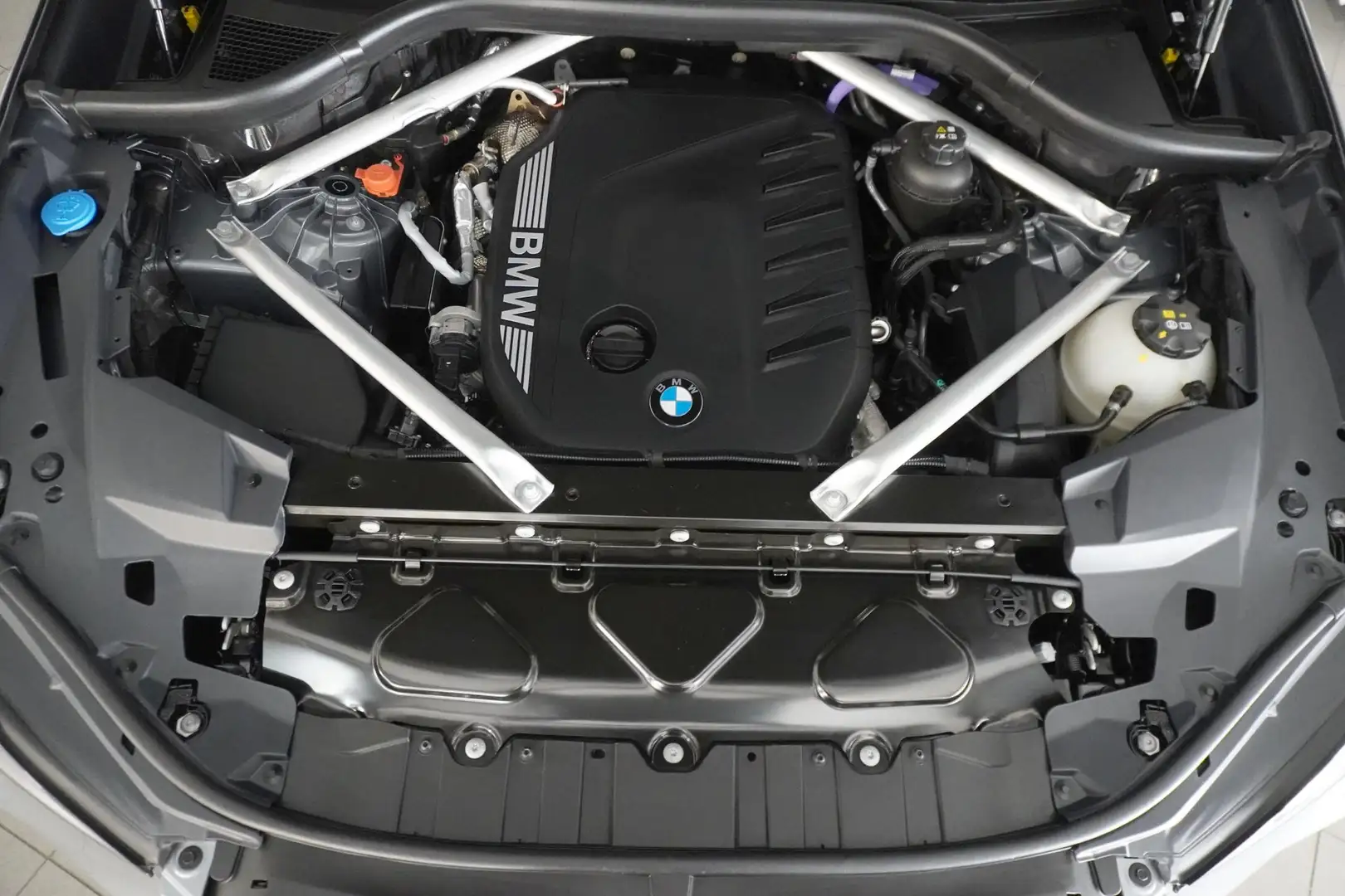 BMW X5 xDrive40d Grau - 2