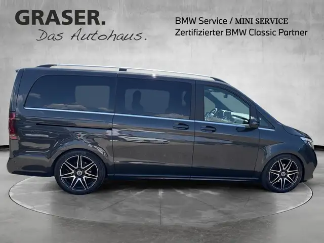 Mercedes-Benz V 300 view 7