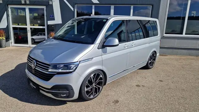 Volkswagen T6 Multivan Highline TDI DSG 4MOTION Ansicht 3