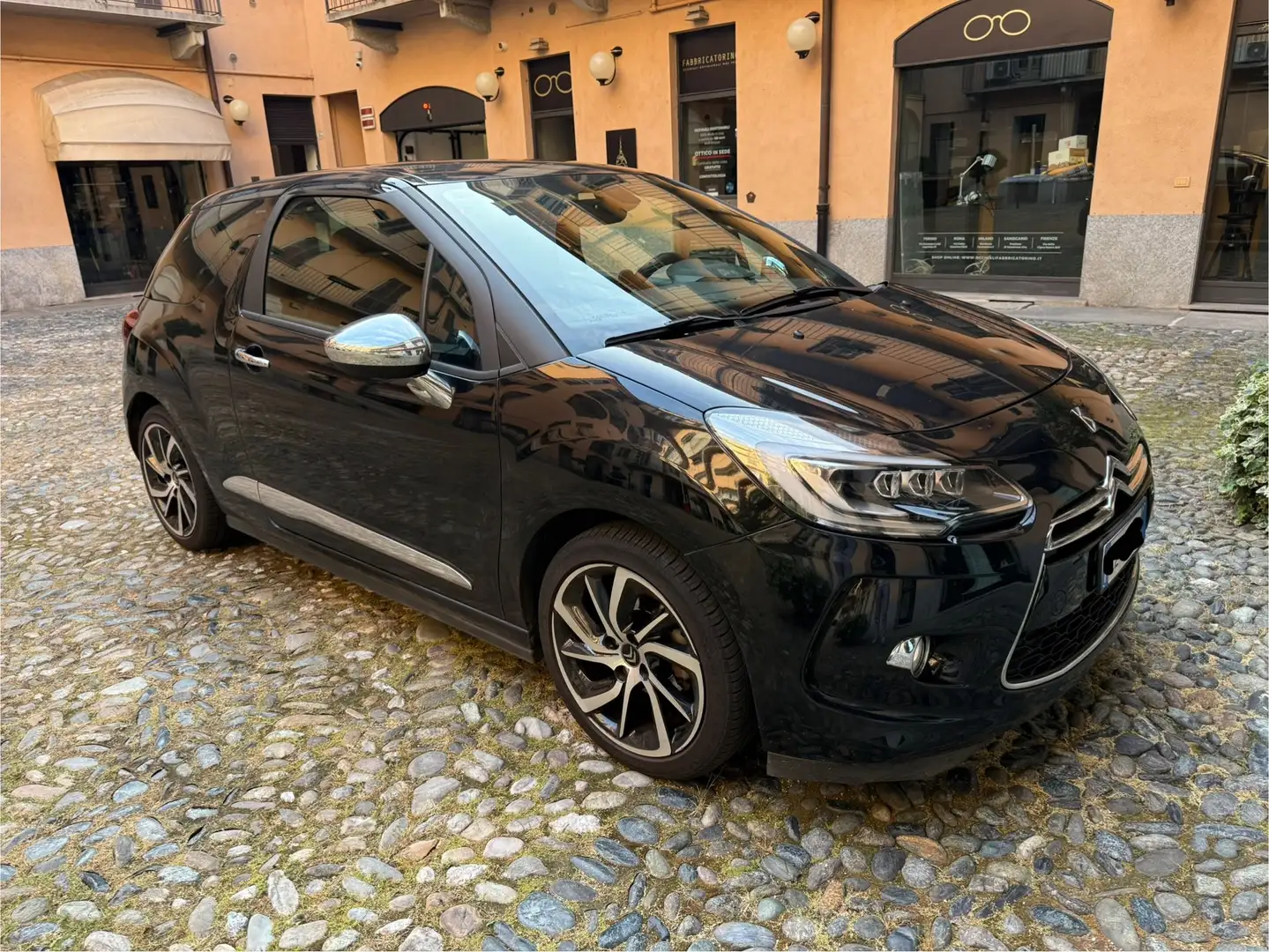 Citroen DS3 DS3 1.2 PureTech So Chic 82cv E6 NEOPATENTATI Nero - 1