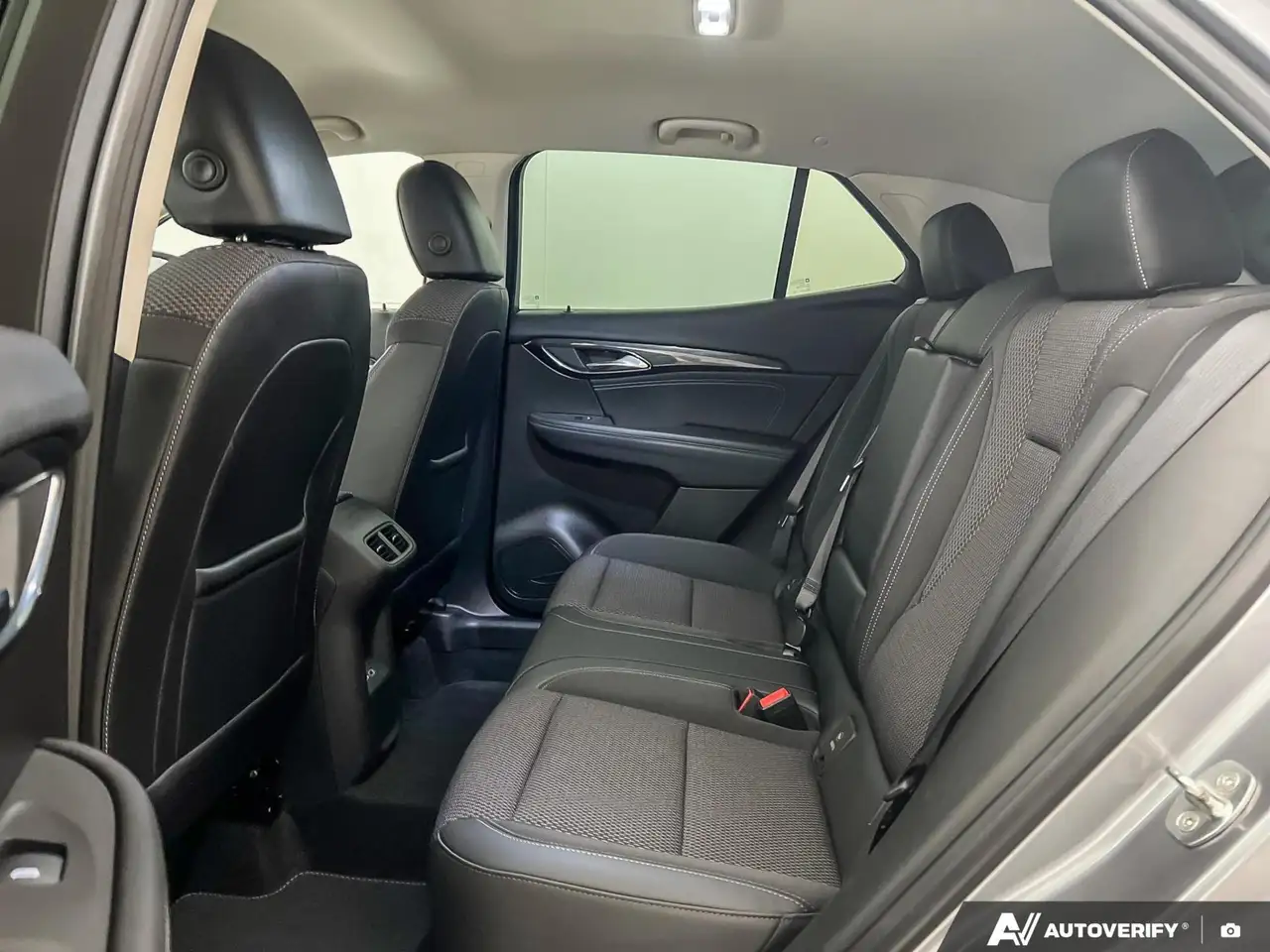 Buick Envision снимка Buick Envision