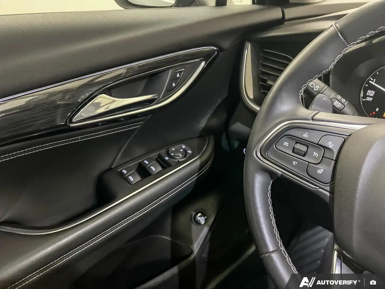 Buick Envision снимка Buick Envision