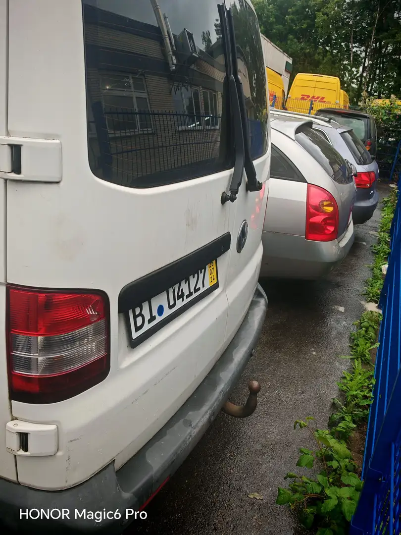 Volkswagen T5 Transporter Kasten Weiß - 2