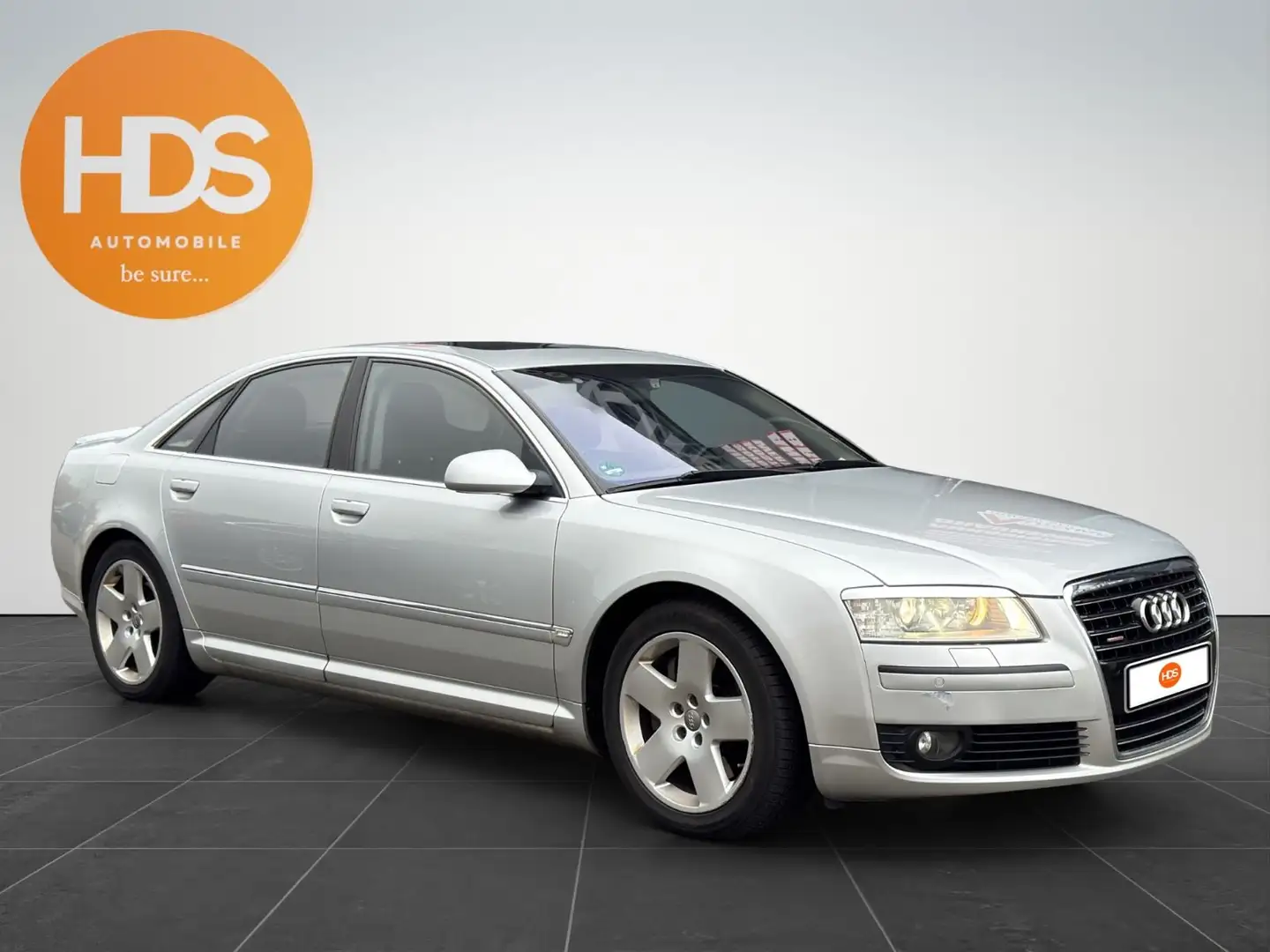 Audi A8 4.2 FSI quattro Silber - 1