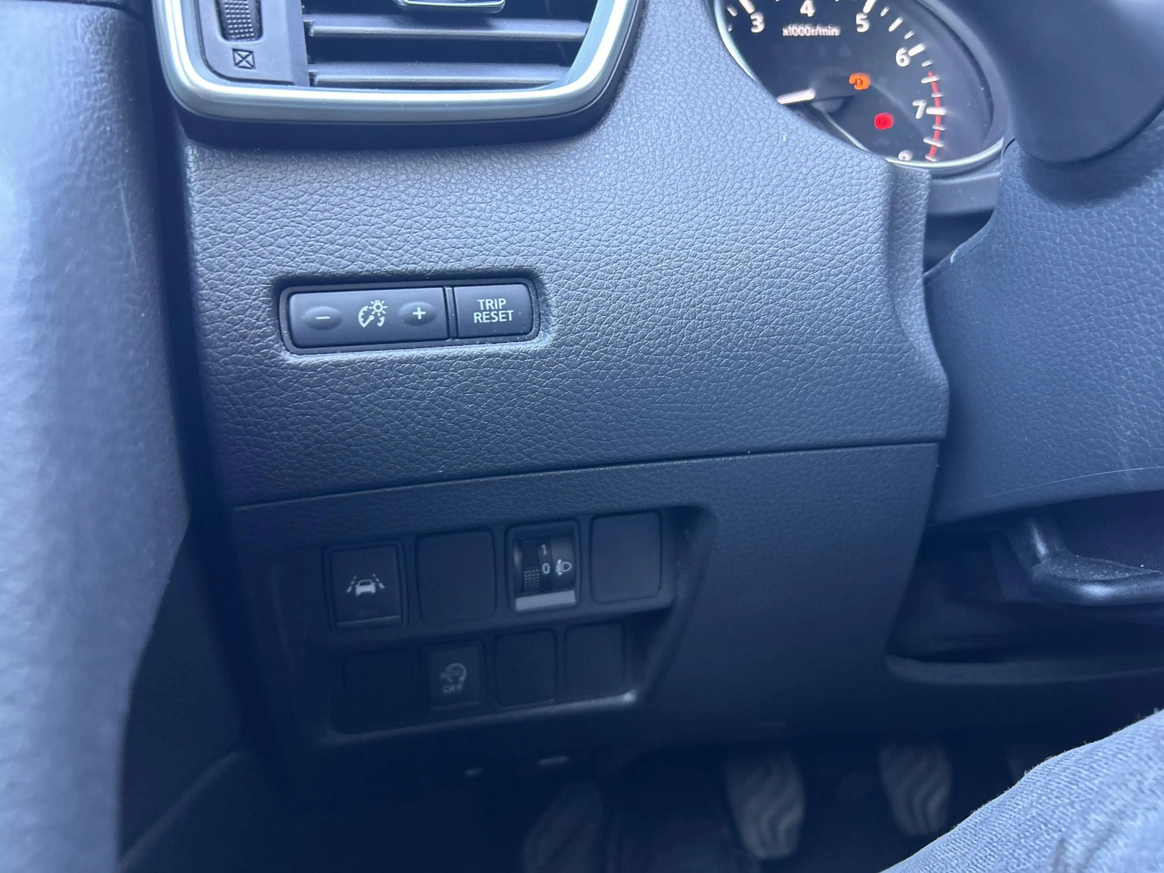 Nissan Qashqai 1.2 Tekna | Pano | Cruise | Climate | Navi | Stoel — photo 13