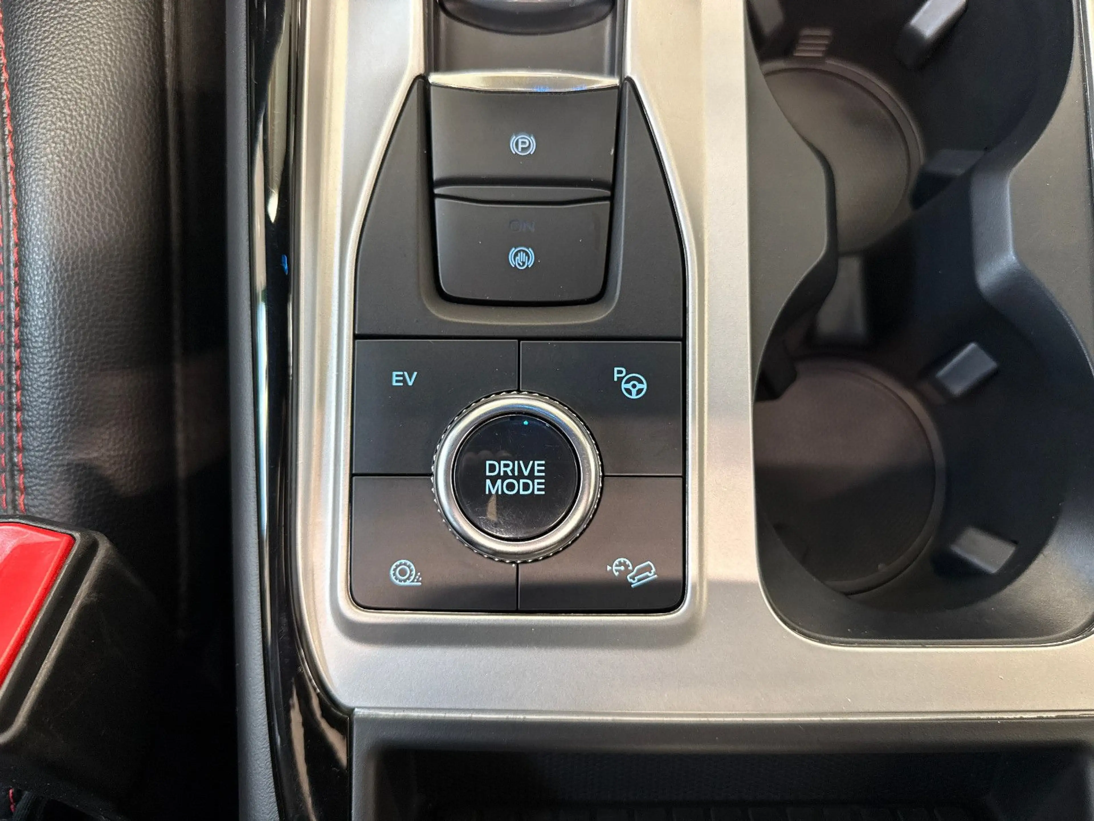 Ford Explorer ST-Line Plug-in-Hybrid 4x4 5J. GARANTIE — photo 13