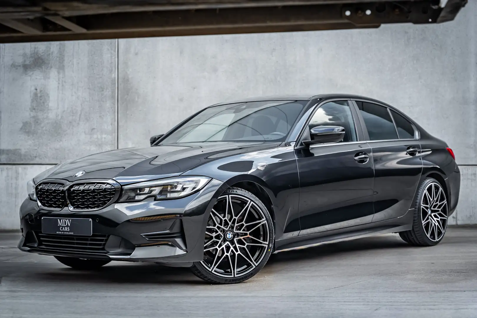 BMW 316 M-LOOK** Zwart - 1
