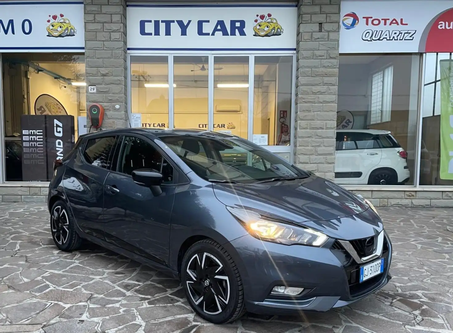 Nissan Micra Micra V 2017 1.0 ig-t Eco N-Design Gpl Gris - 1