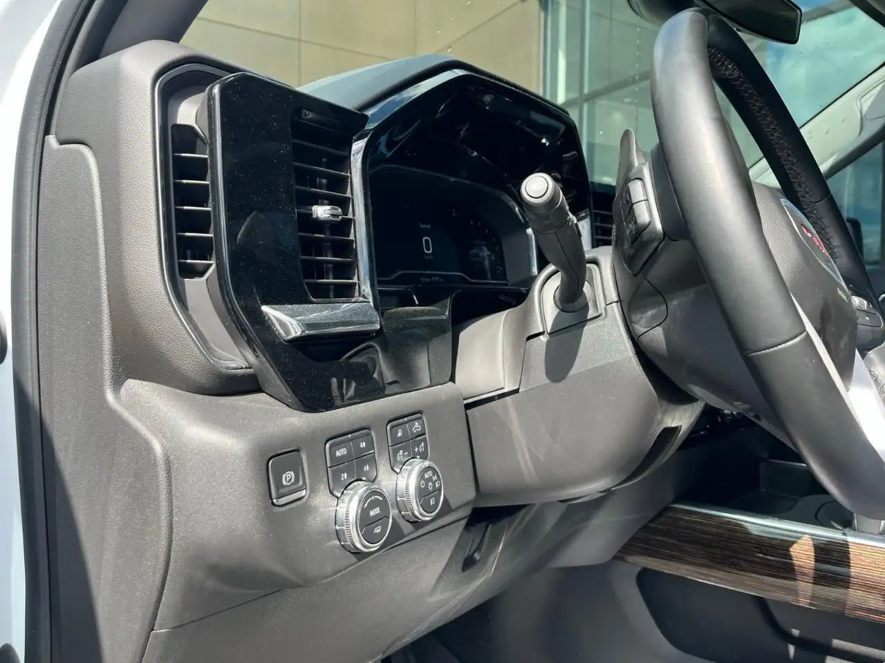 GMC Sierra 1500 photo GMC Sierra 1500