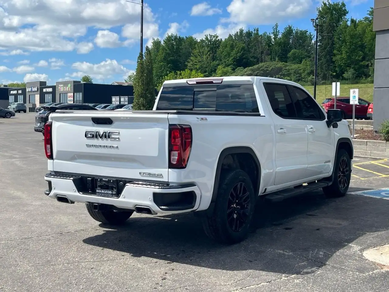 GMC Sierra 1500 photo GMC Sierra 1500