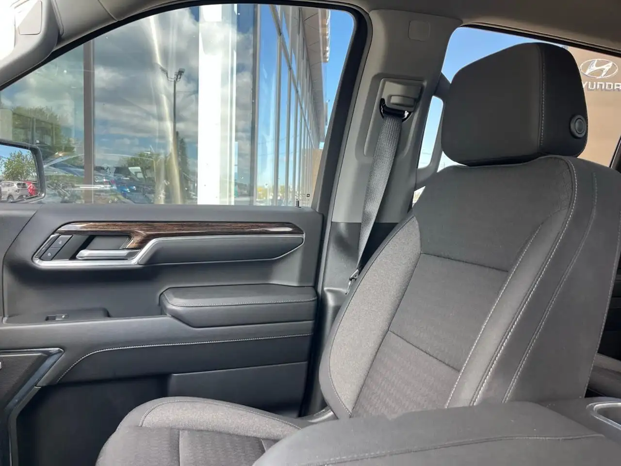 GMC Sierra 1500 photo GMC Sierra 1500