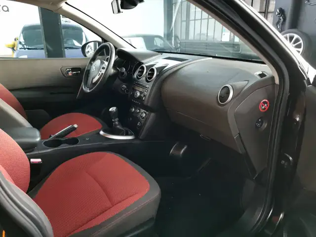Nissan Qashqai view 9
