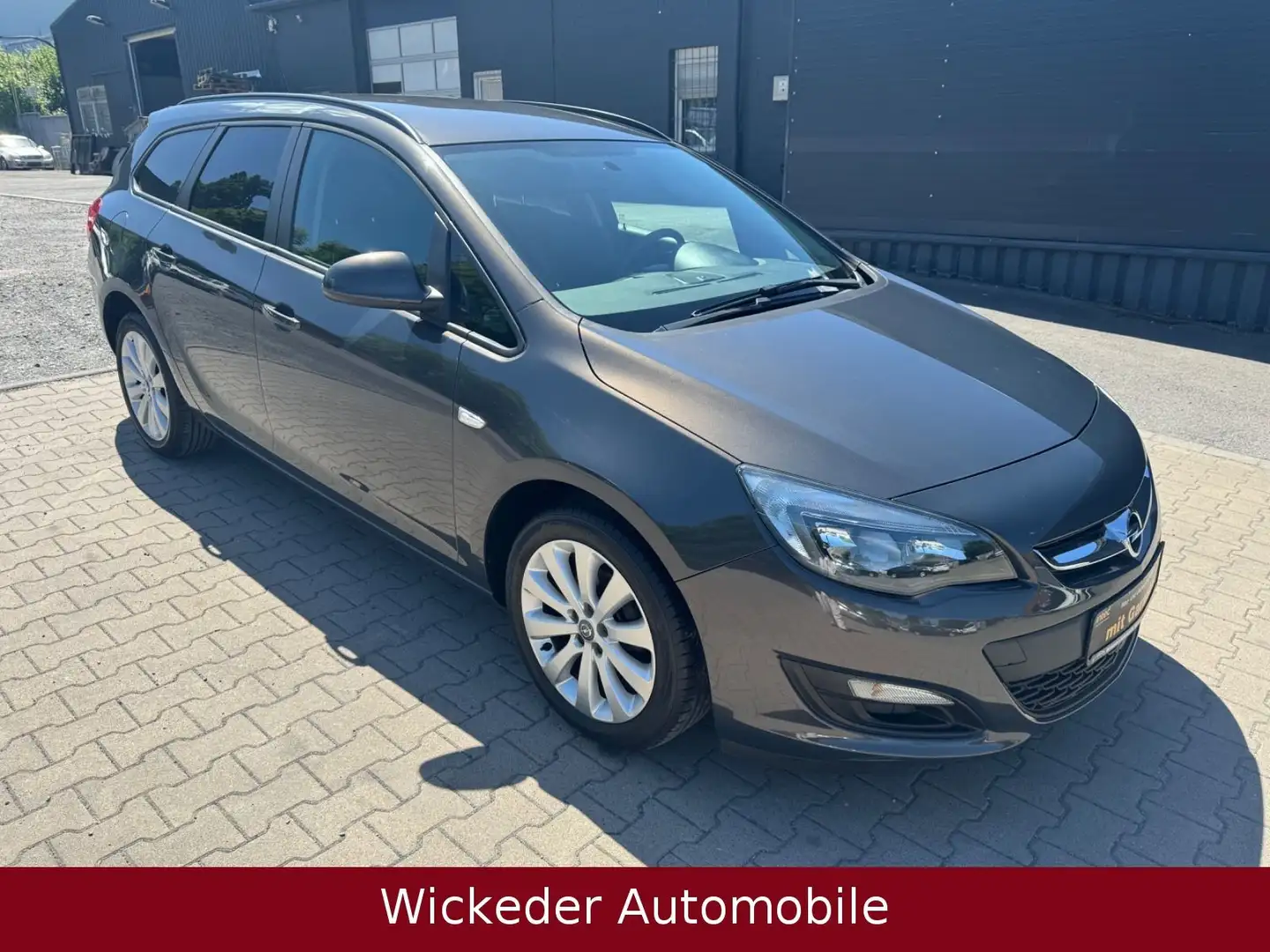 Opel Astra J Sports Tourer Selection/Tüv Neu/Top Grau - 1
