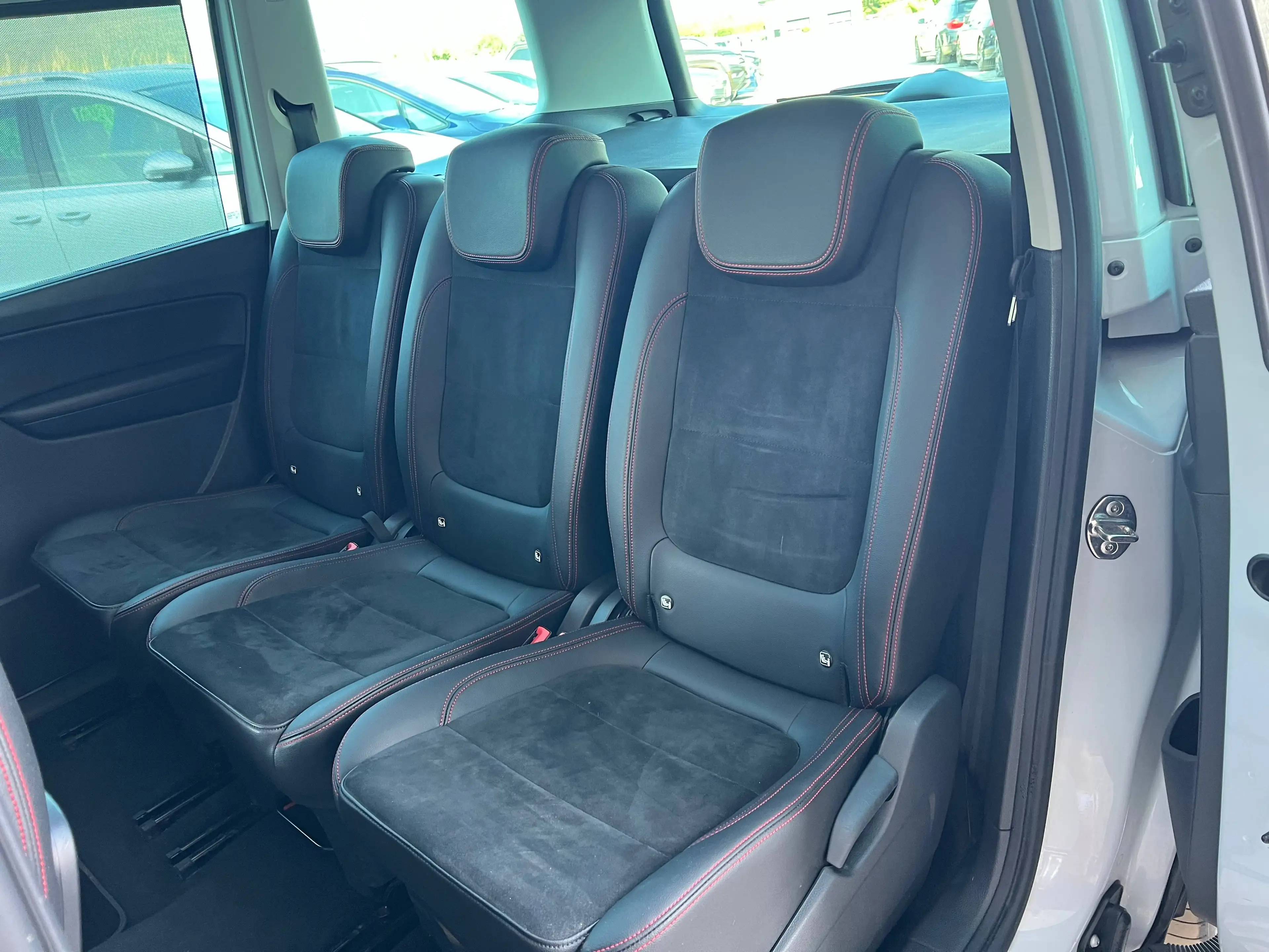 SEAT Alhambra FR 2,0 TDI DSG 4WD *ALLRAD* — photo 15