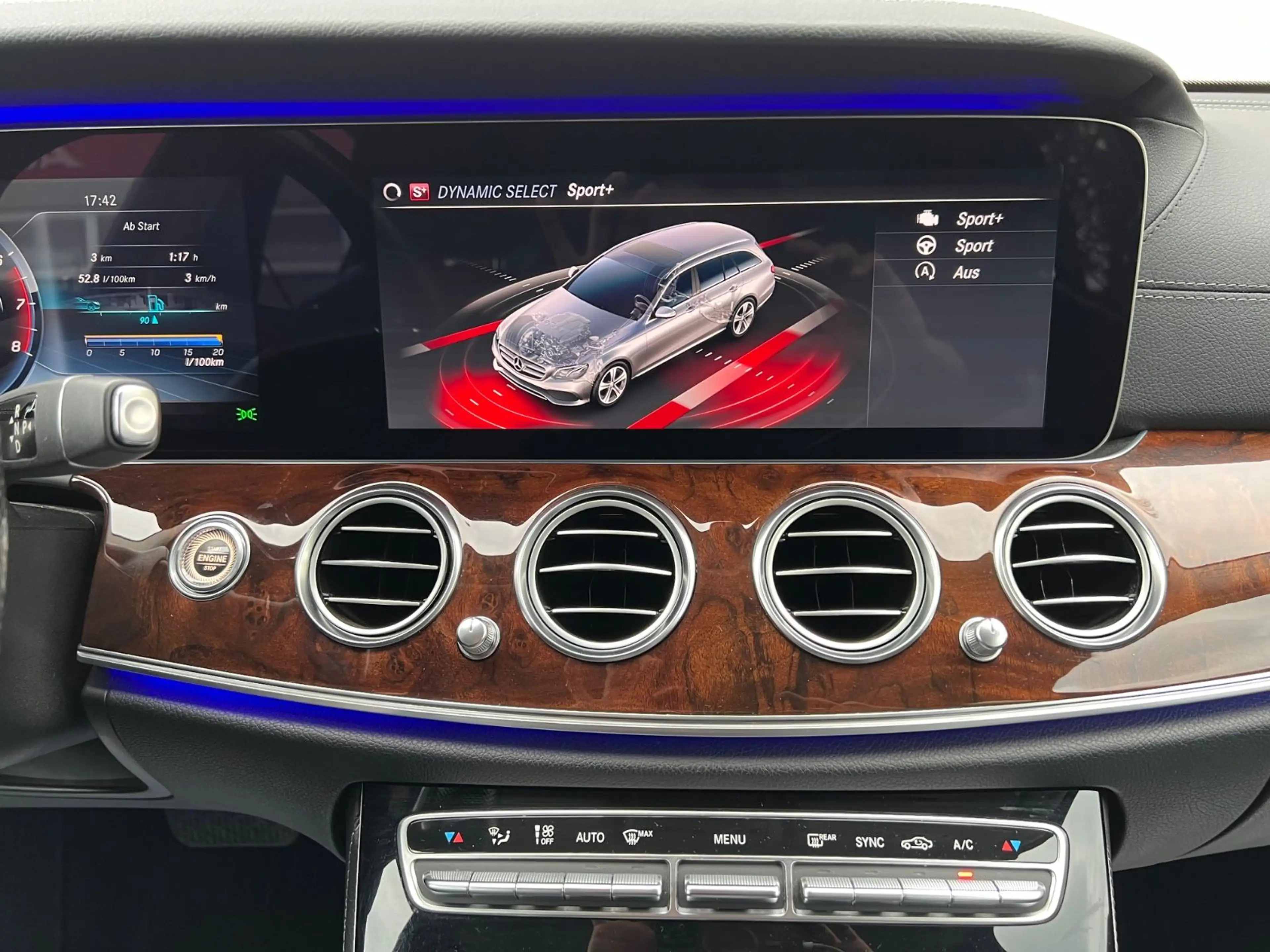 Mercedes-Benz E 250 T EXCLUSIVE Autom.*Widescreen*Multibeam*ACC — photo 14