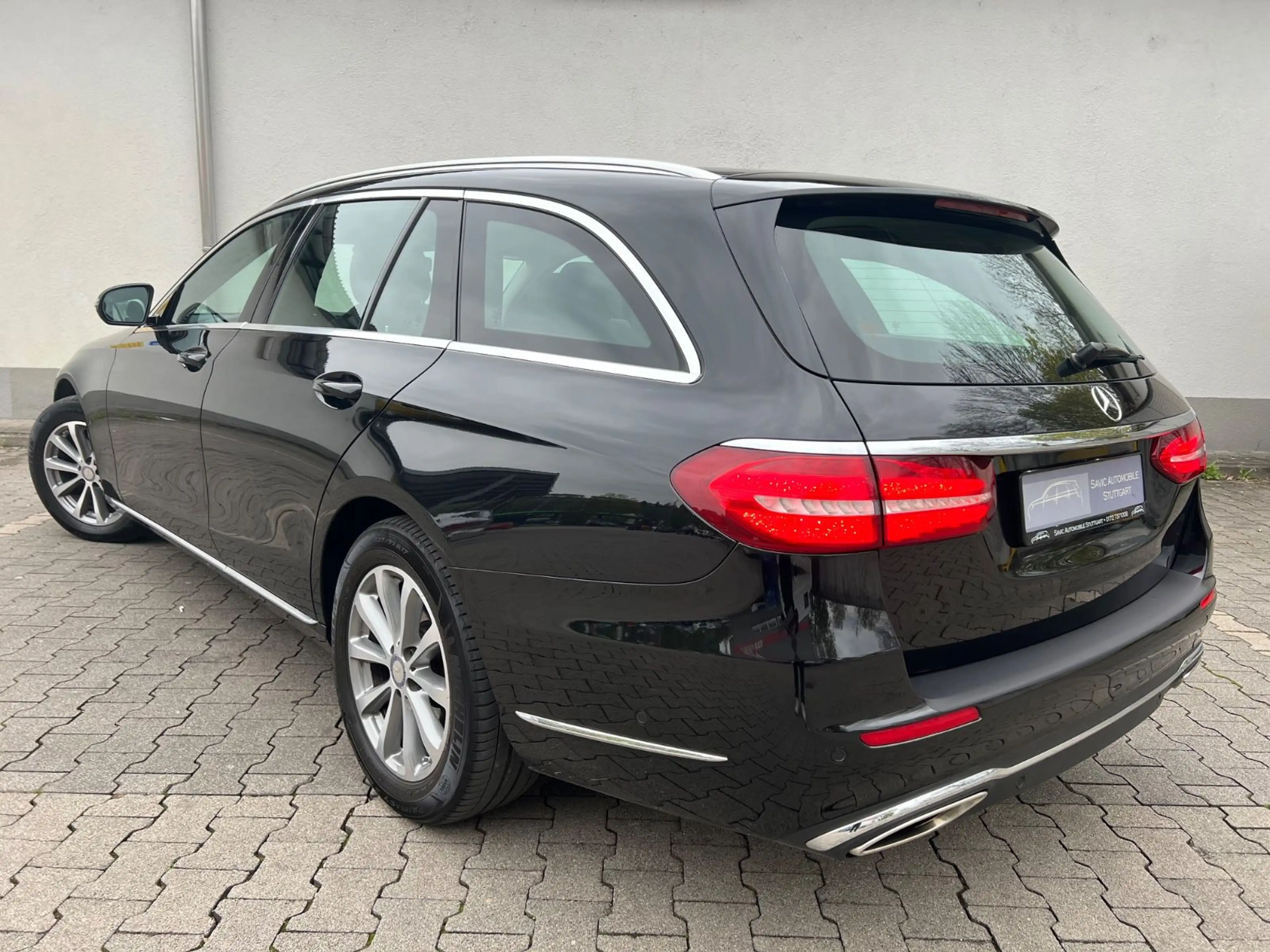 Mercedes-Benz E 250 T EXCLUSIVE Autom.*Widescreen*Multibeam*ACC — photo 5