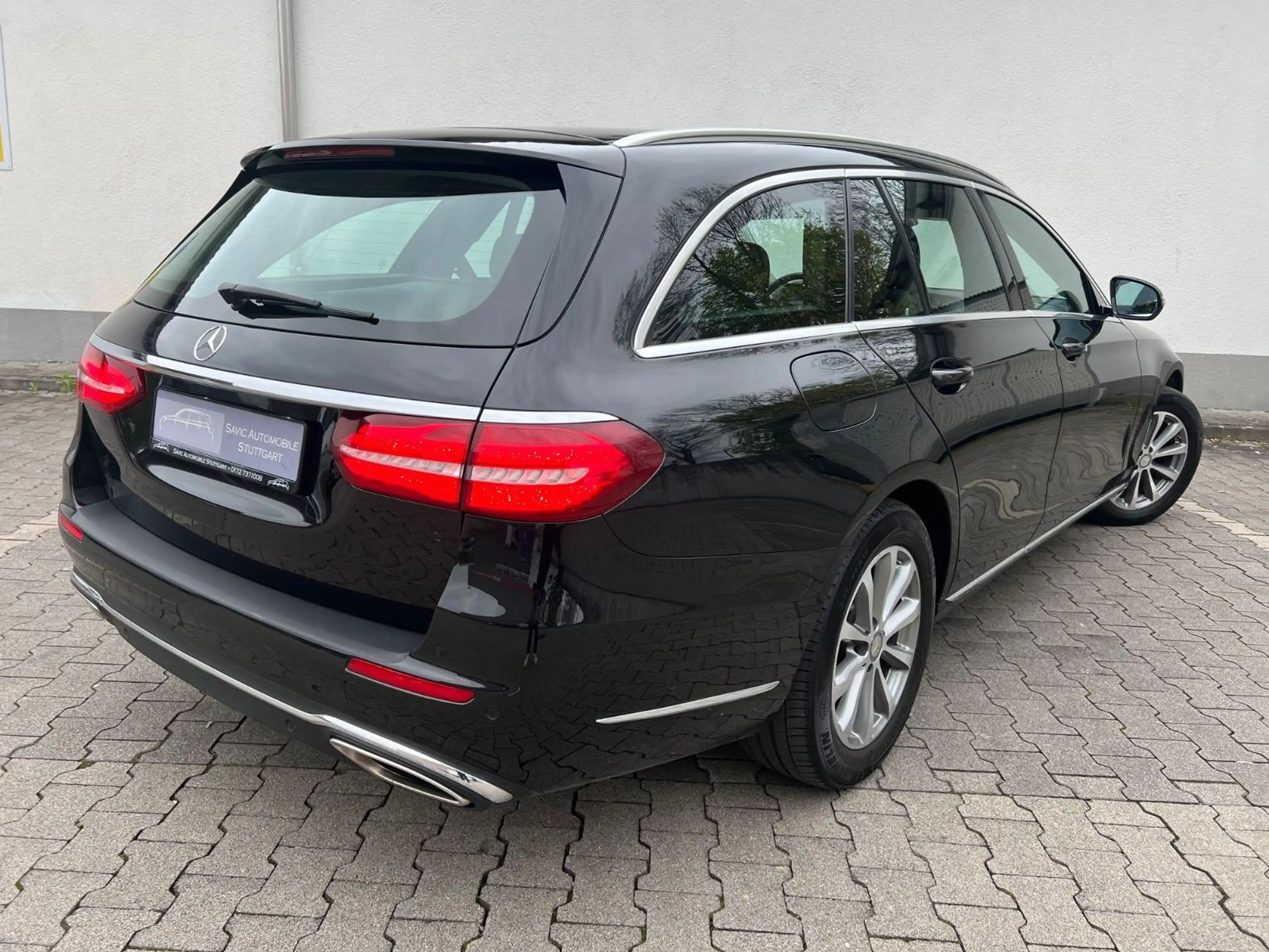 Mercedes-Benz E 250 T EXCLUSIVE Autom.*Widescreen*Multibeam*ACC — photo 3