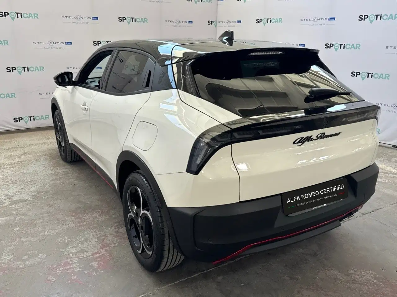 Alfa Romeo Junior 2025