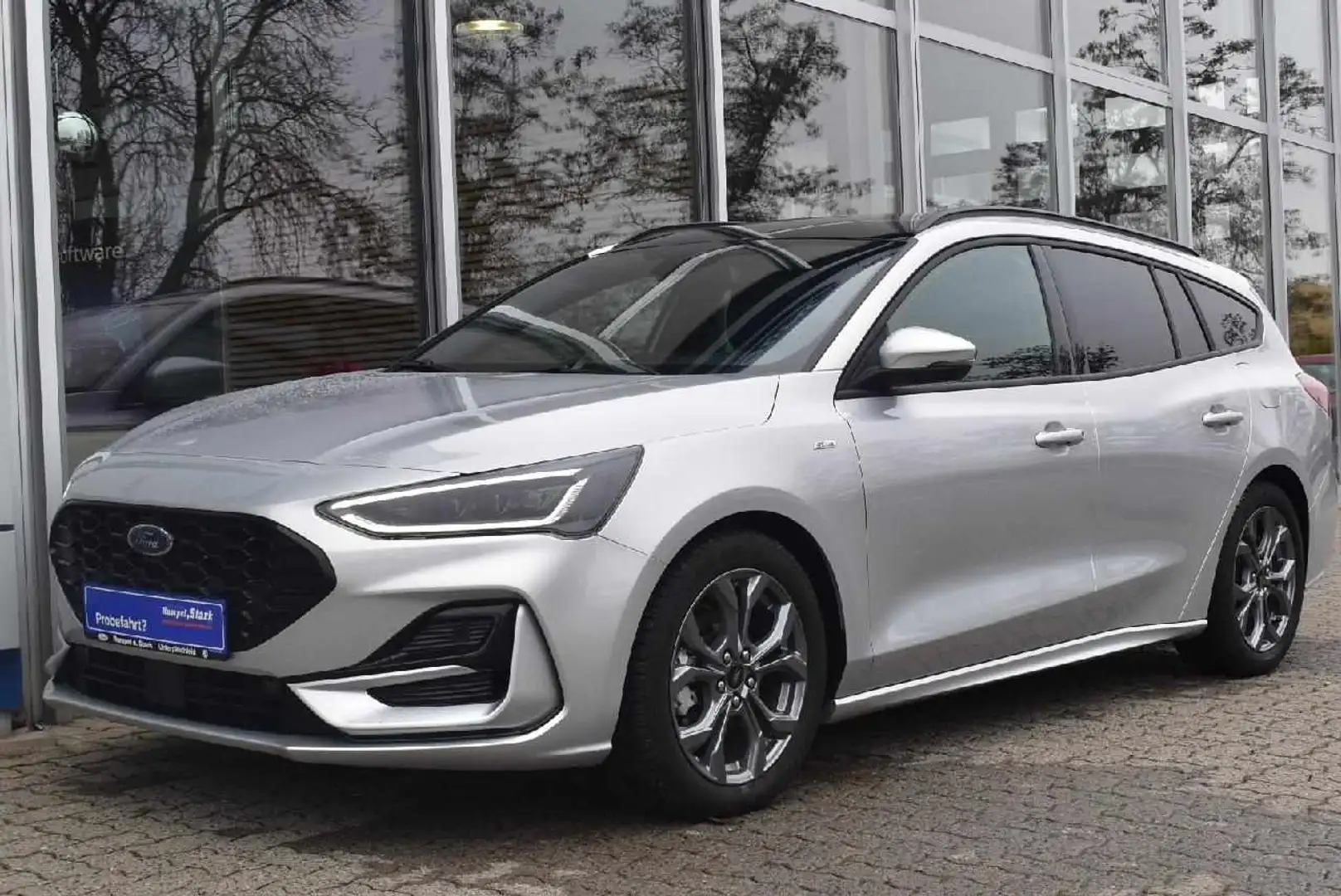 Ford Focus ST-Line Silber - 2