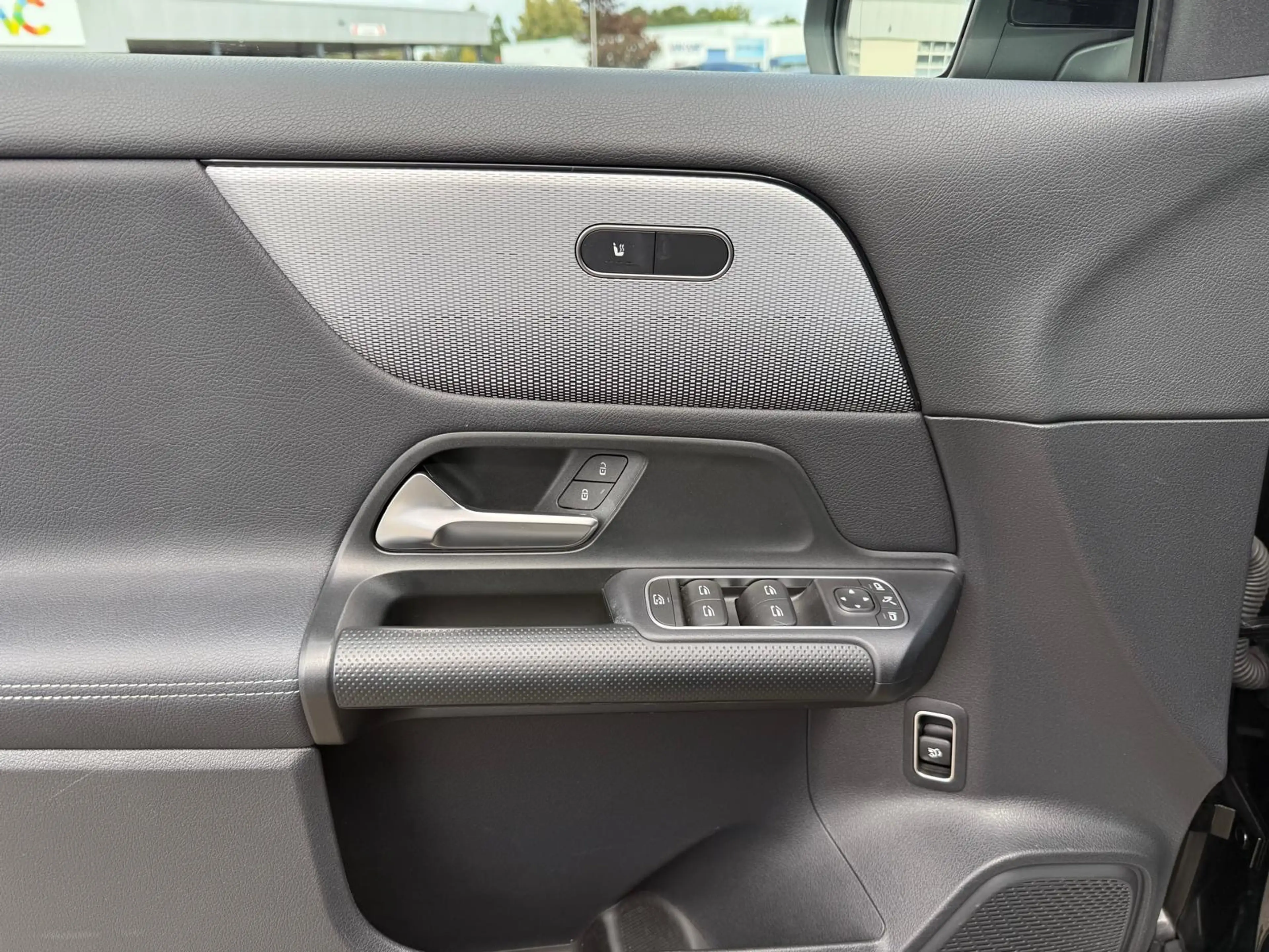 Mercedes-Benz GLA 180 Aut. Navi Stoelverw. ACC Org. Nederlands — photo 16