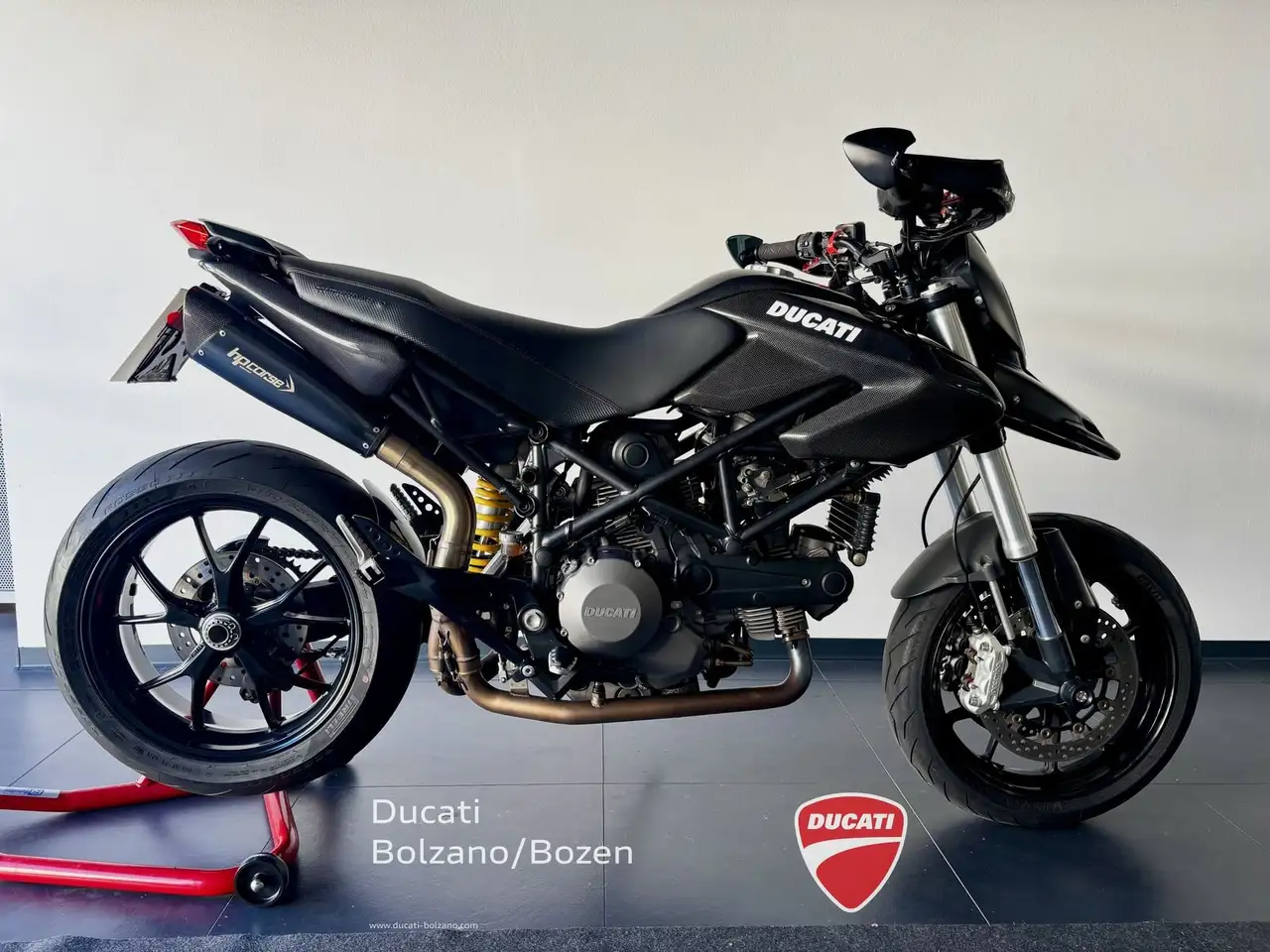 Ducati Hypermotard 796