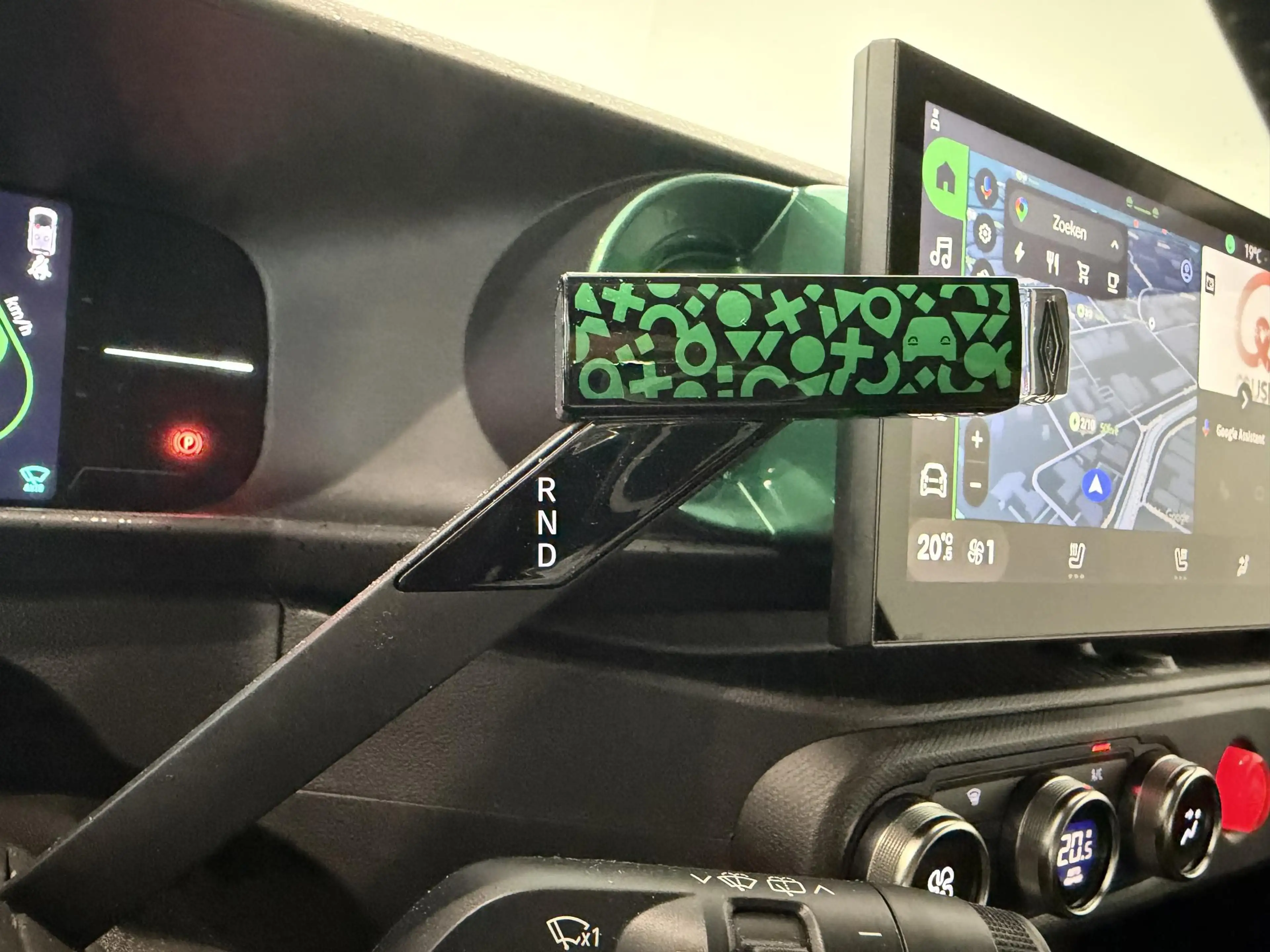 Renault Twingo urban range techno 27.5 kWh | DEMO | Pack Privileg — photo 23