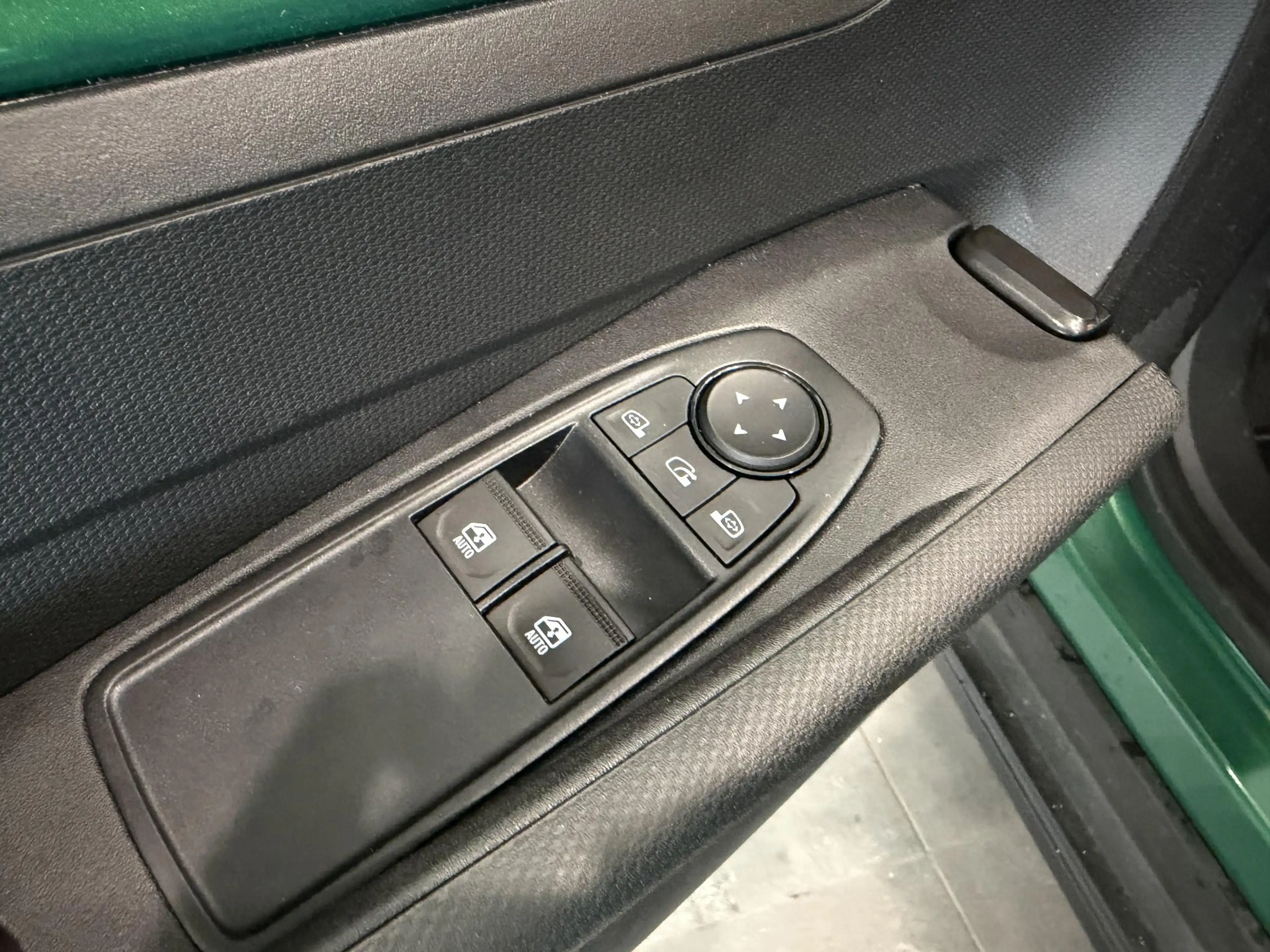 Renault Twingo urban range techno 27.5 kWh | DEMO | Pack Privileg — photo 20