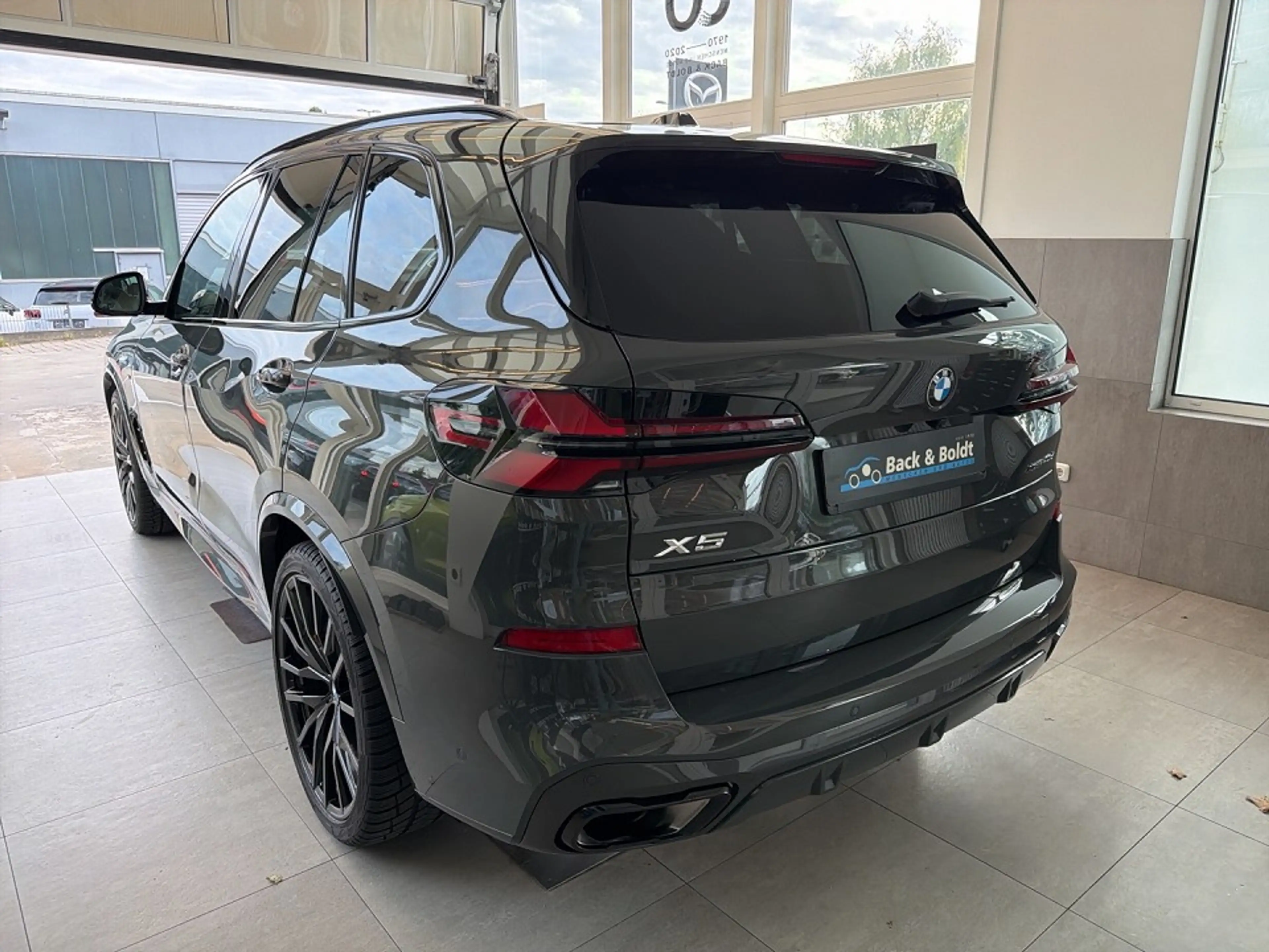 BMW X5 40d xDrive MSPORT+PANO+AHK+STANDHZG+22ZOLL — photo 3