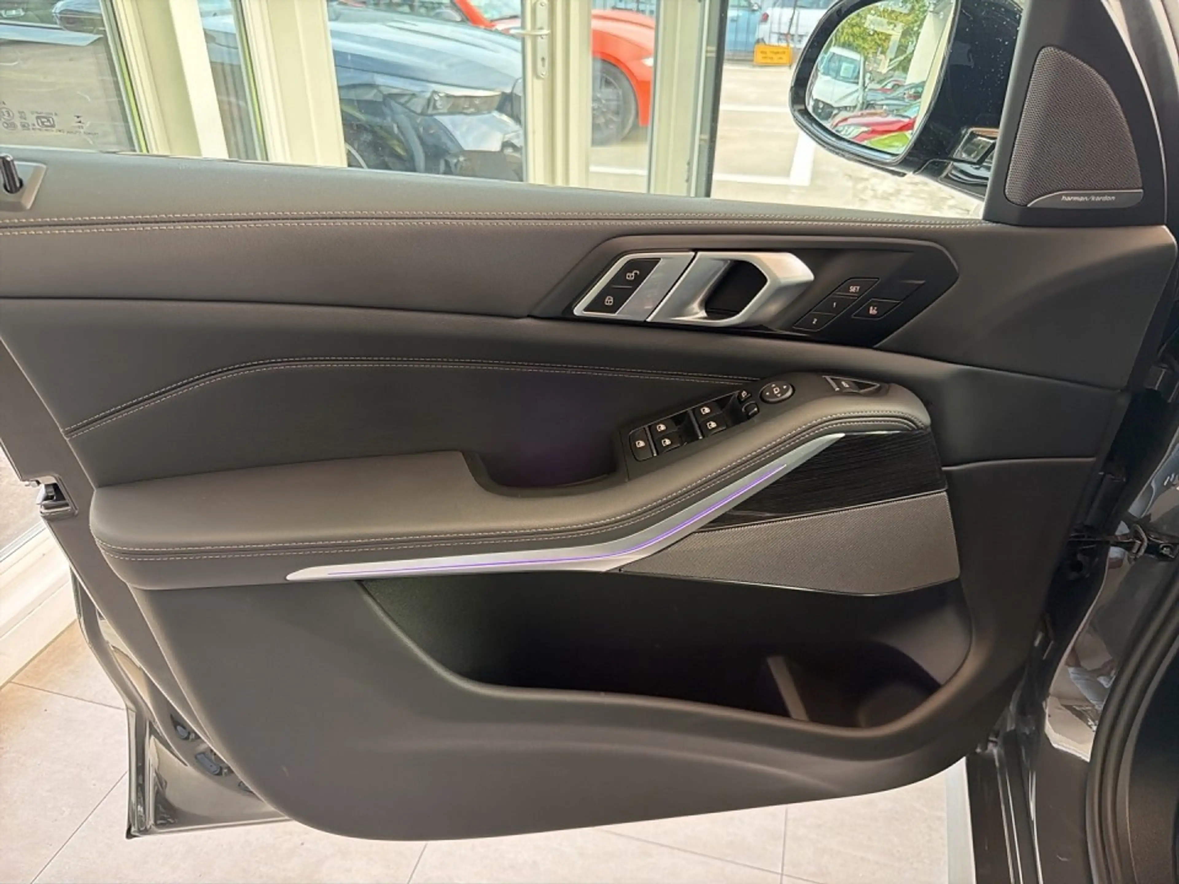 BMW X5 40d xDrive MSPORT+PANO+AHK+STANDHZG+22ZOLL — photo 9