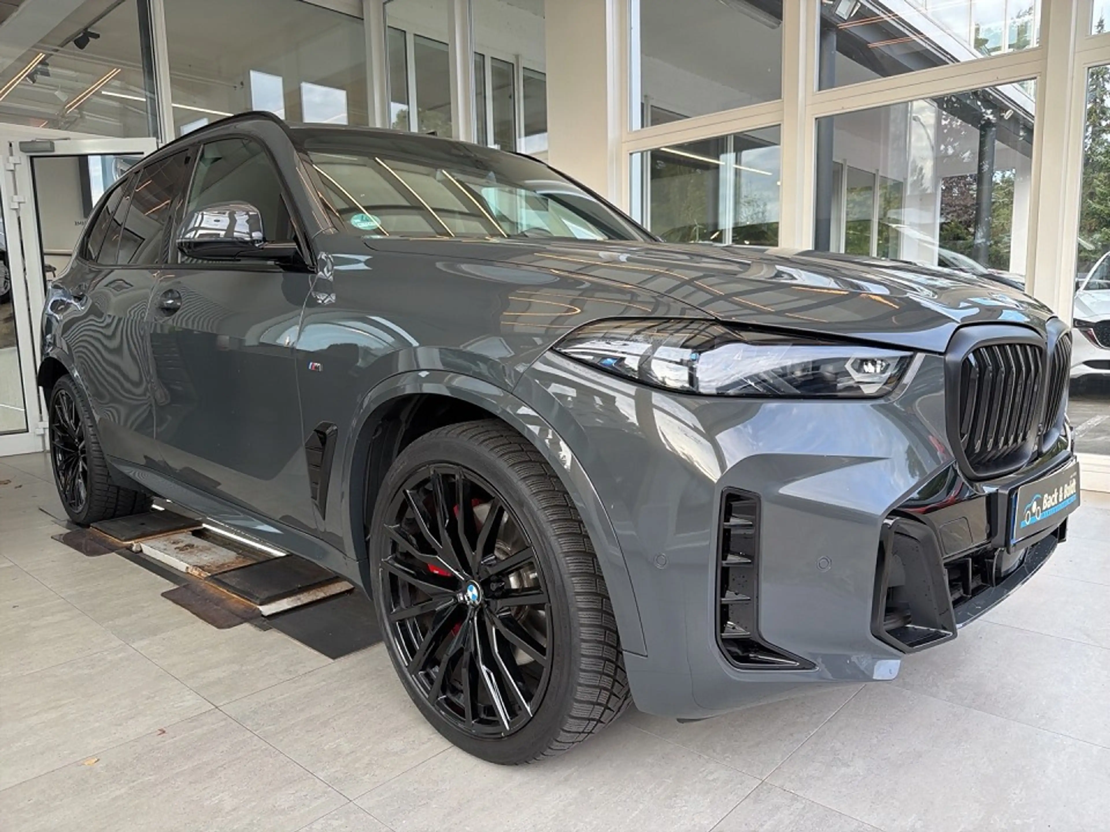 BMW X5 40d xDrive MSPORT+PANO+AHK+STANDHZG+22ZOLL