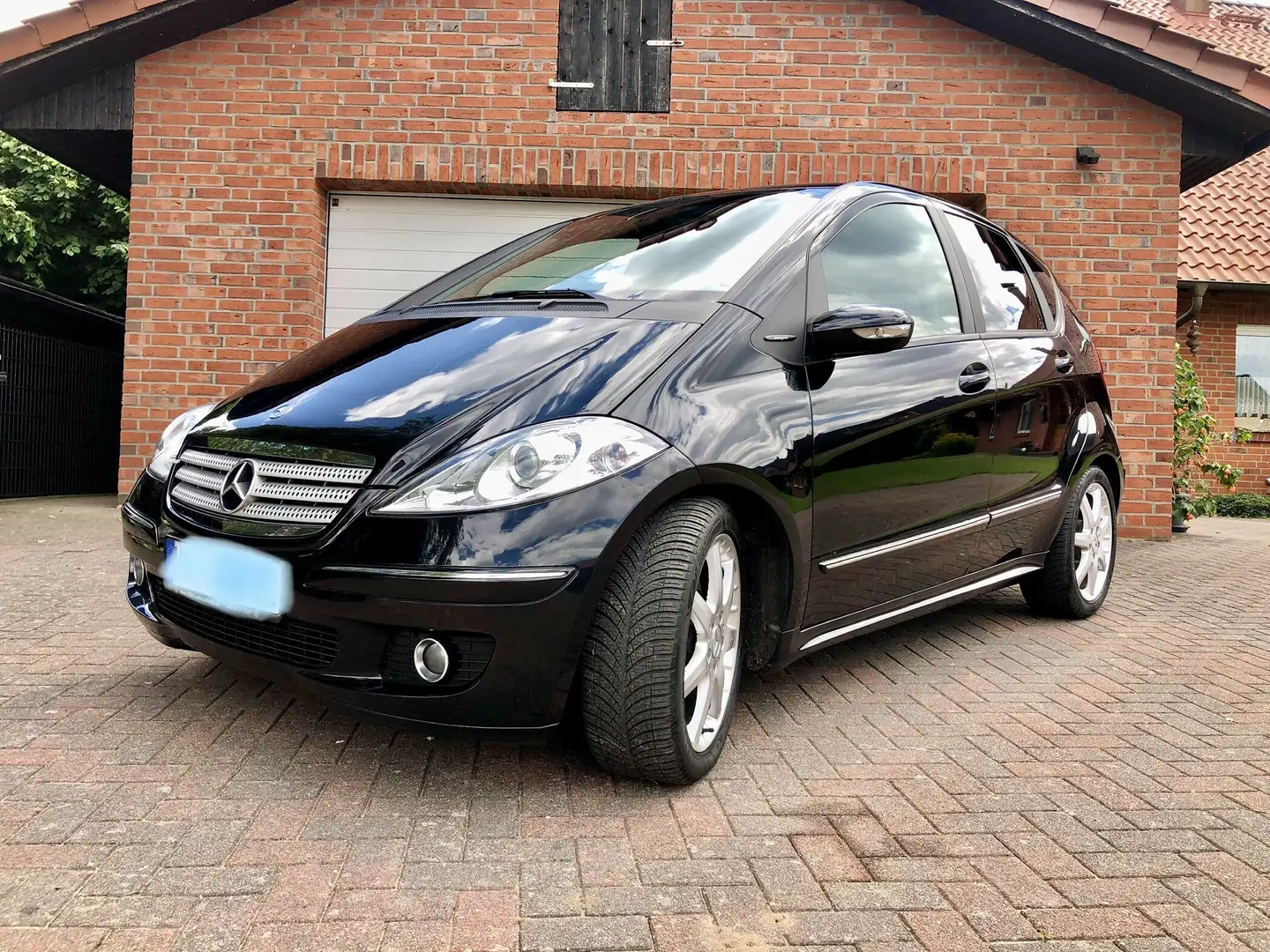 Mercedes-Benz A 200 Turbo Avantgarde - 1