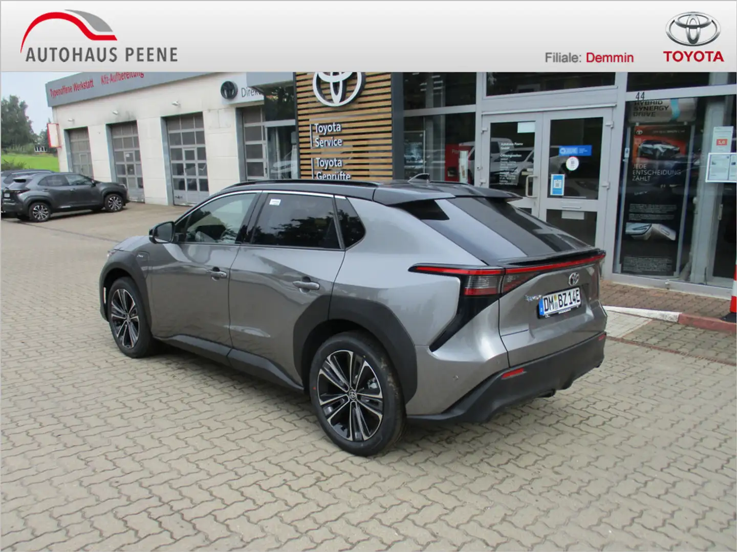 Toyota bZ4X FWD150kWh Lounge SKY&Sound Paket Noir - 2