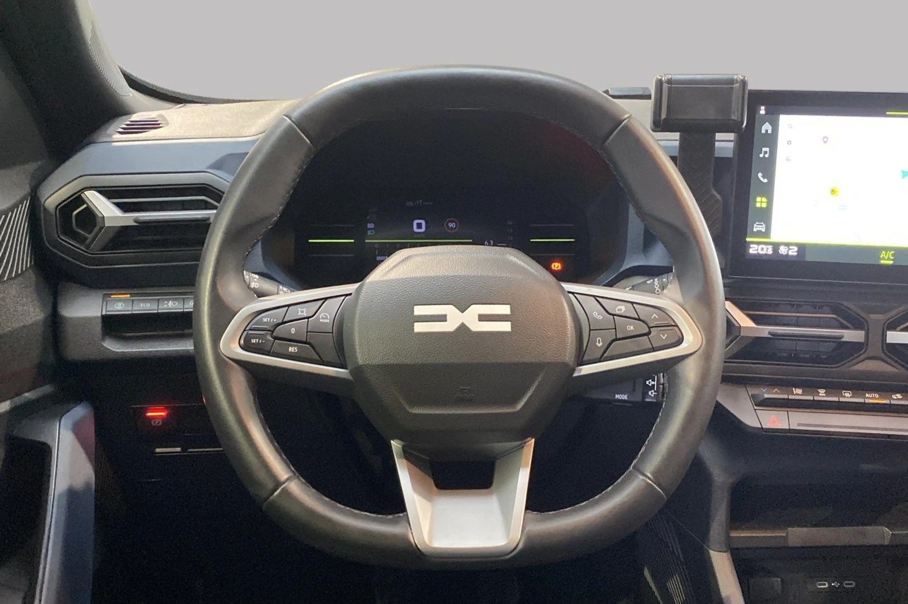 Dacia Duster Journey — photo 12