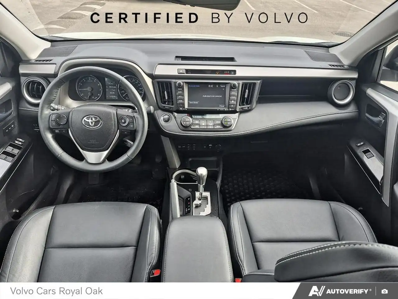 Toyota RAV 4 снимка Toyota RAV 4