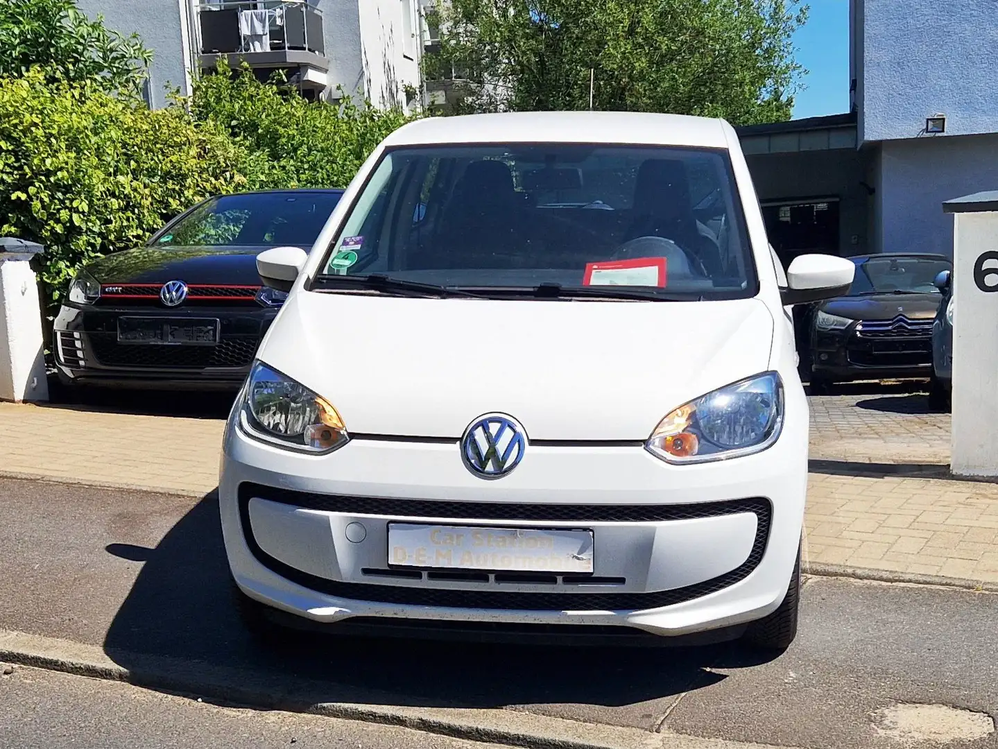 Volkswagen up! move up!/4Türig/Klima/Allwetterreifen/Weiß/ Weiß - 2