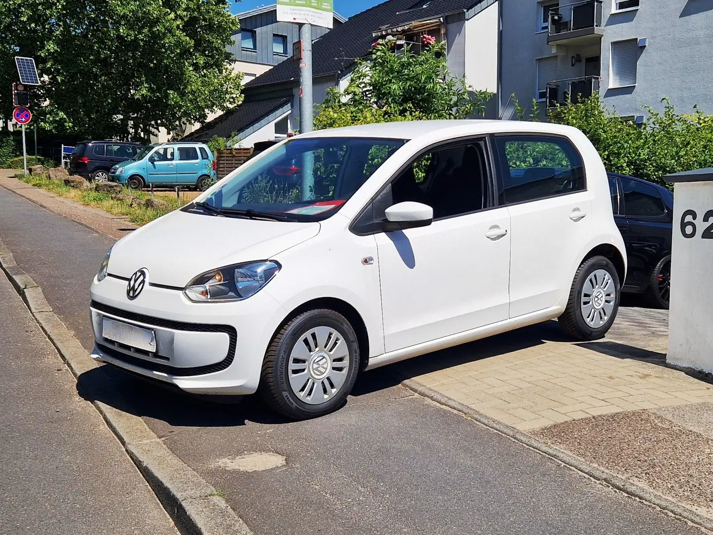 Volkswagen up! move up!/4Türig/Klima/Allwetterreifen/Weiß/ Weiß - 1