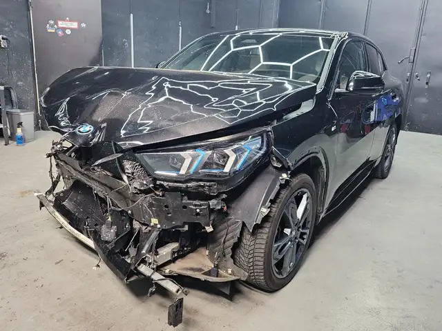 BMW iX2 xDrive30 Harmann&Kardon Head UP M Sport