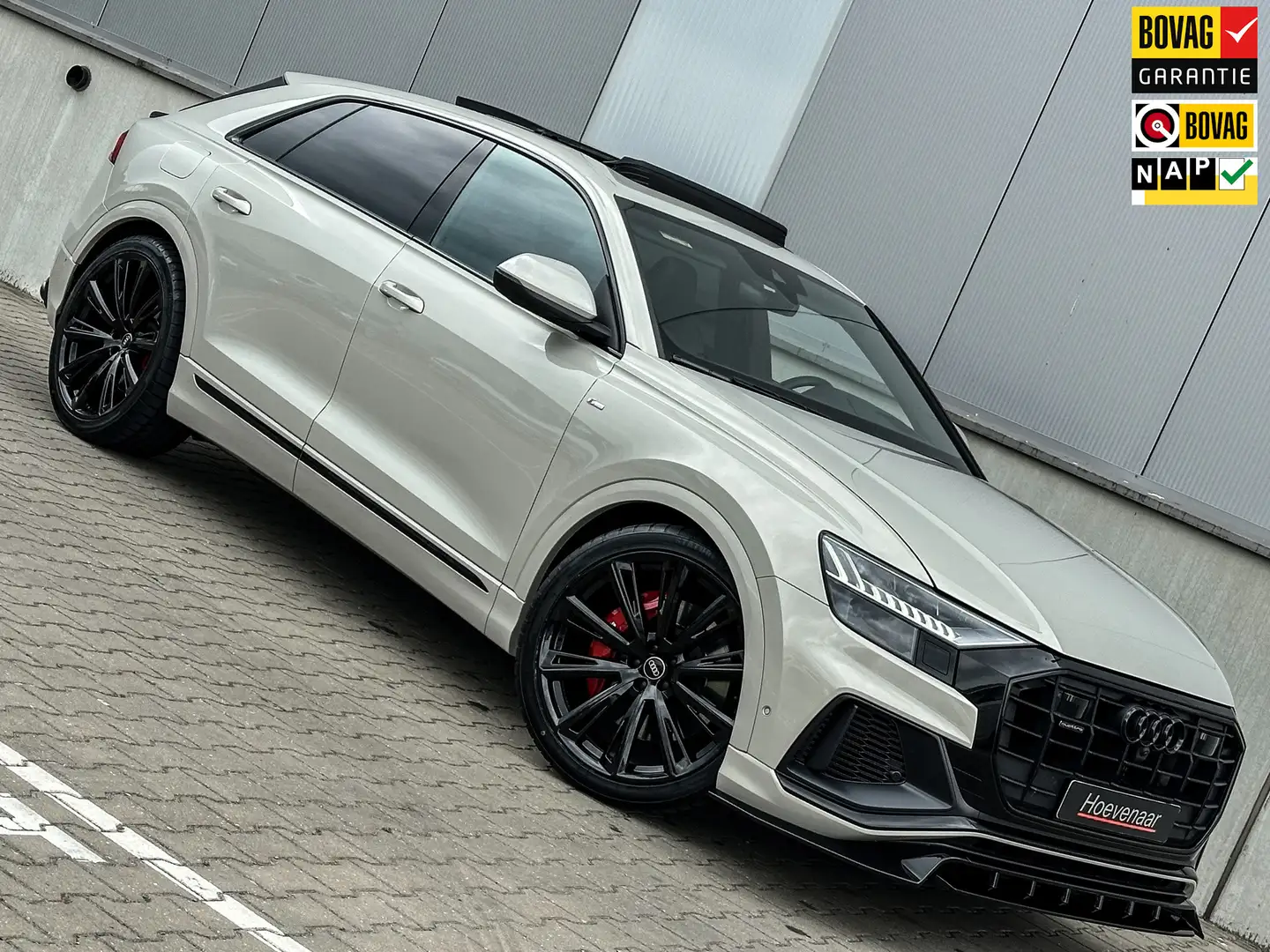 Audi Q8 55 TFSI E 381Pk Vicuna 23Inch SQ8 dif Rs-int B&O S Gris - 1