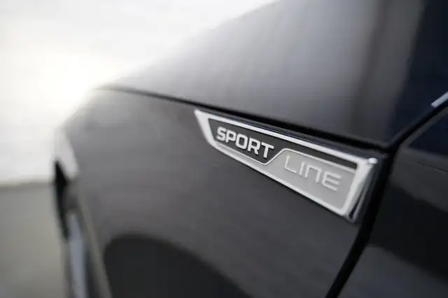Skoda Superb view 12