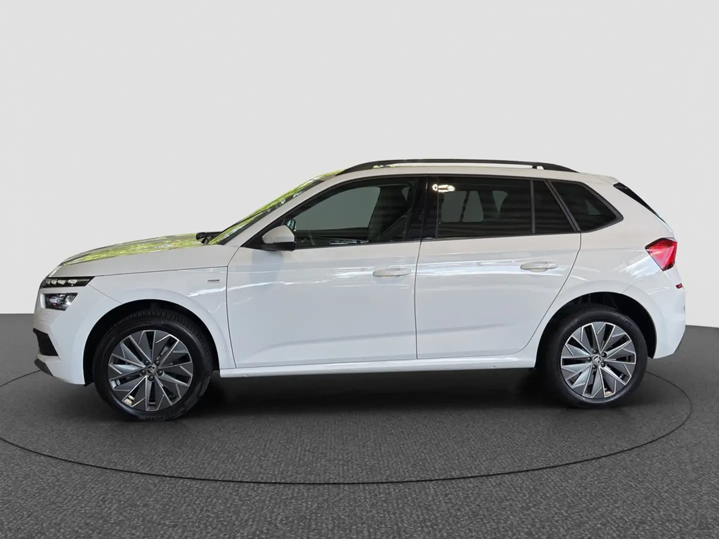 Skoda Kamiq 1.0 TSI DSG Tour Licht - Paket / Smart Link / uvm. Weiß - 2